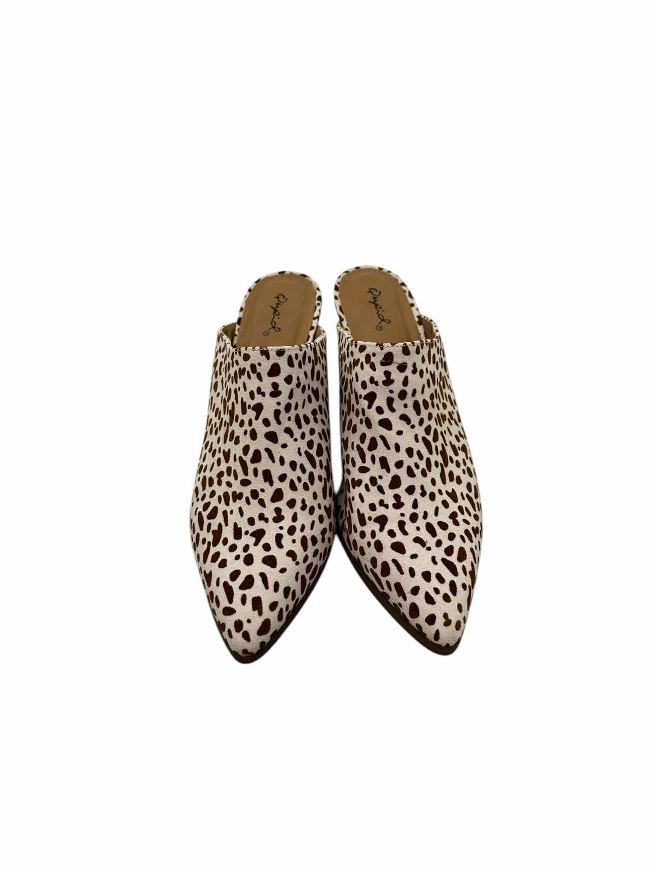 Qupid White Cheetah Print Mules SIZE 9 **NEW**