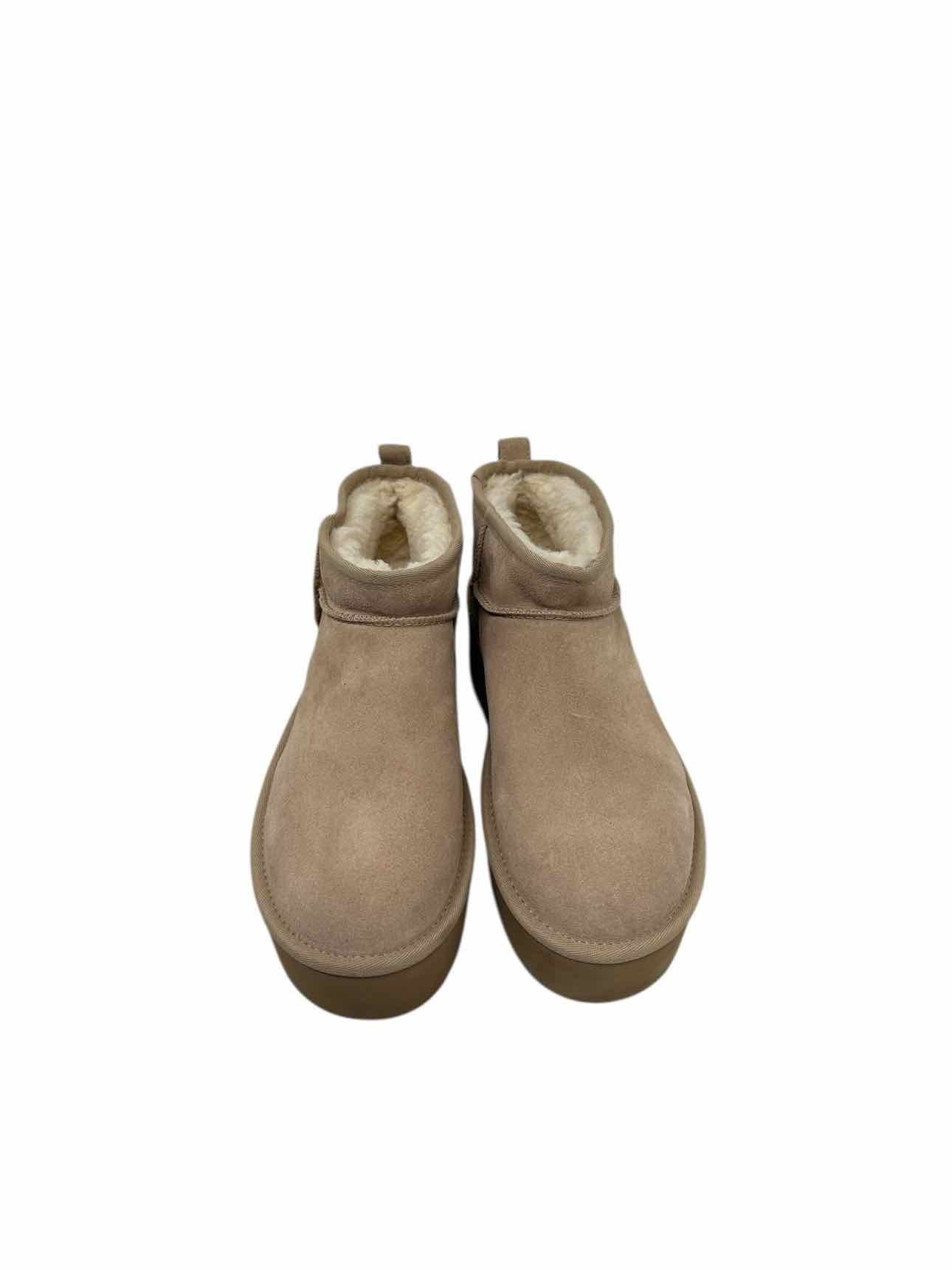 Ugg Beige Shoe Size 9 Boots