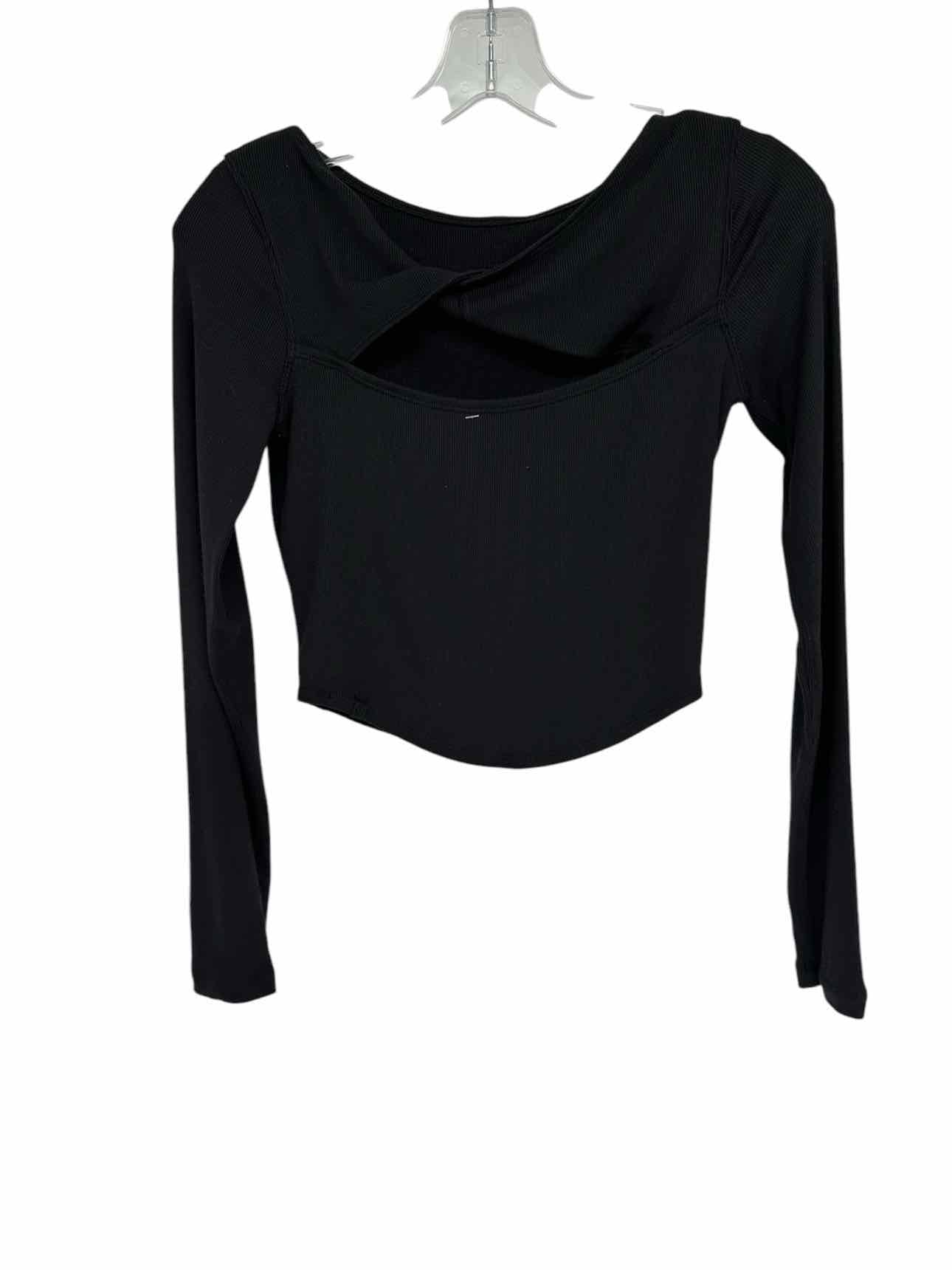 Lululemon Black Twist-back Long Sleeve Yoga Shirt Size 4