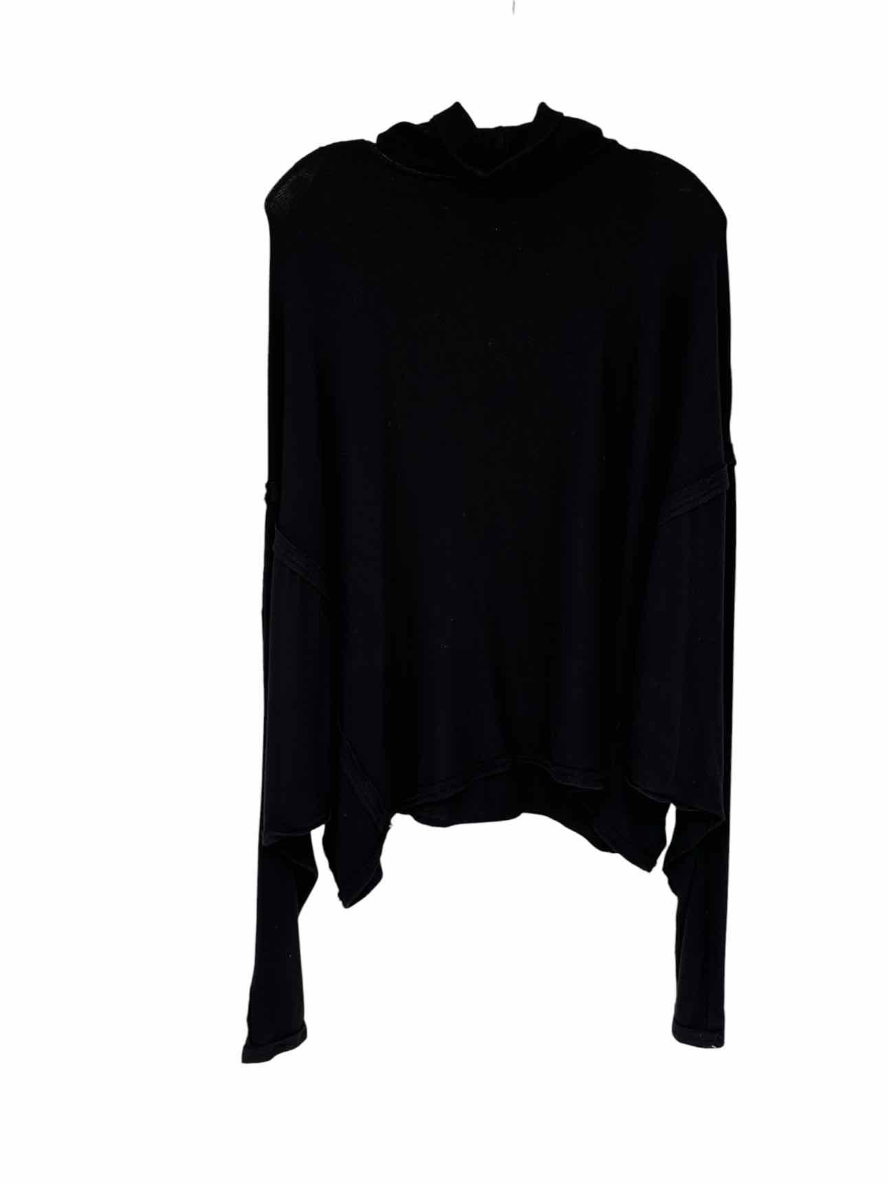 We The Free Black Size M Long Sleeve Top