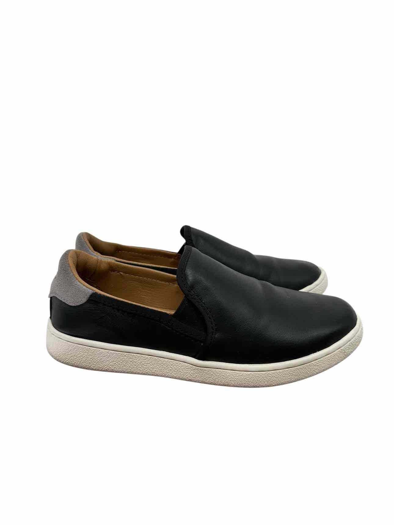 Ugg Black Shoe Size 7 Slip Ons