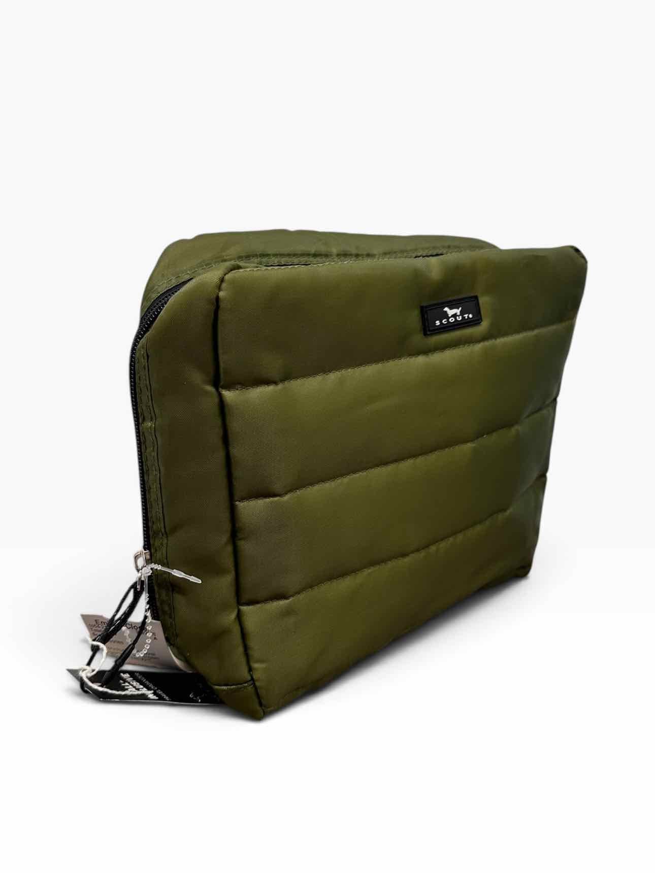 Scout All-Inclusive Travel Organizer in Green Puffer  **NEW**