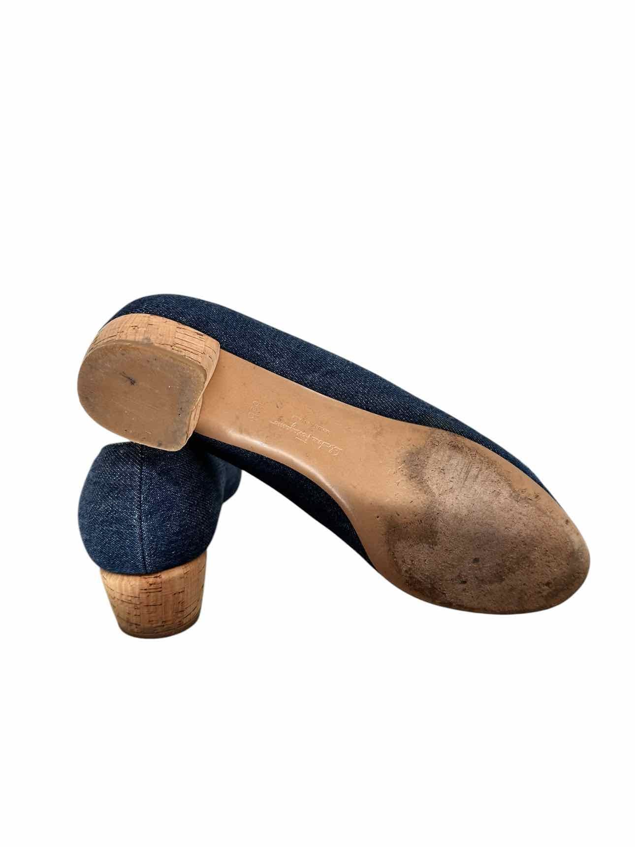 Salvatore Ferragamo Vara Denim Pumps w/ Cork Heel Shoe Size 8.5