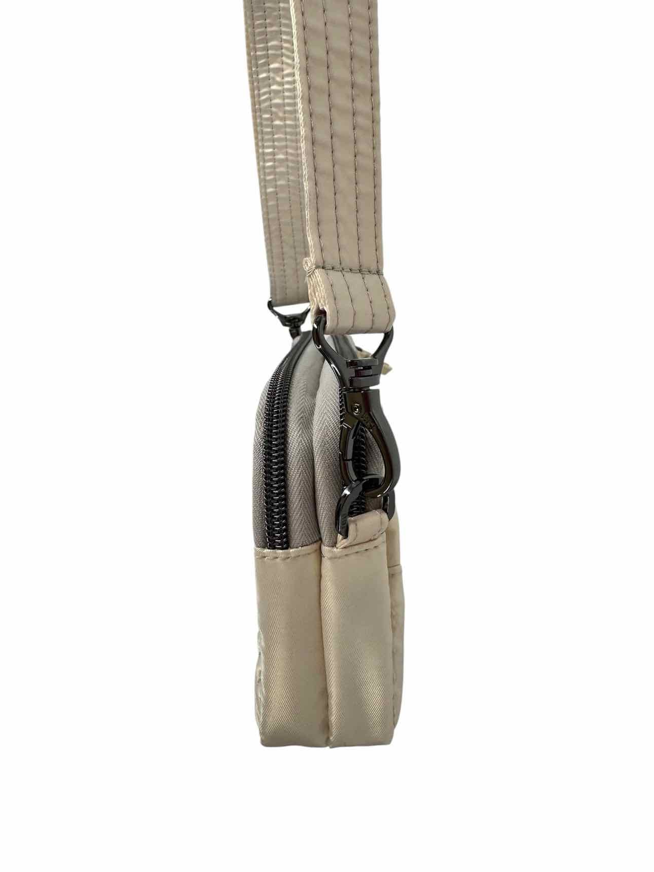 Lug Coupe XL Cream Vinyl Crossbody