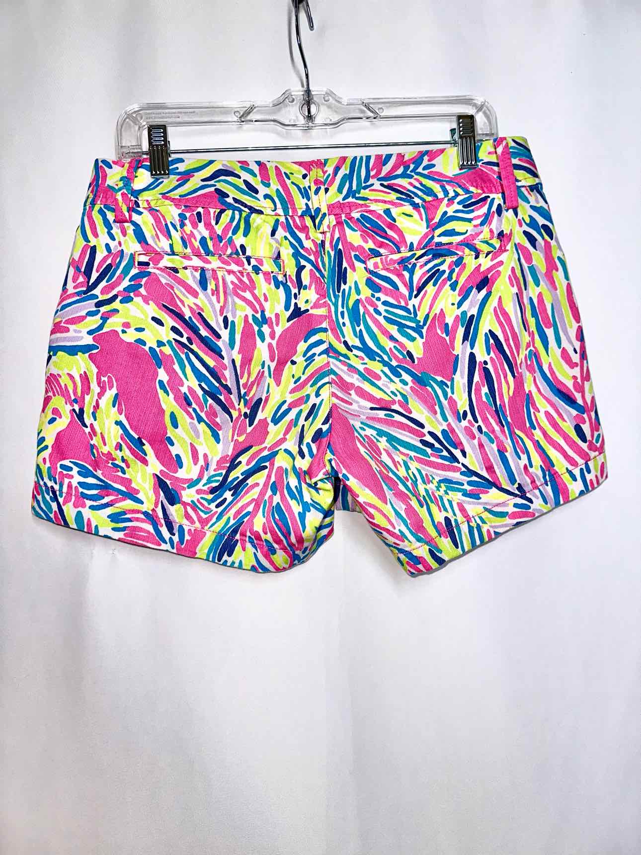Lilly Pulitzer The Callahan Shorts in Multi Palm Reader
