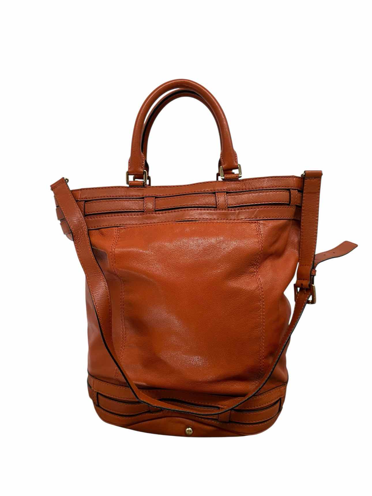 Michael Kors Kingsbury Bucket Bag