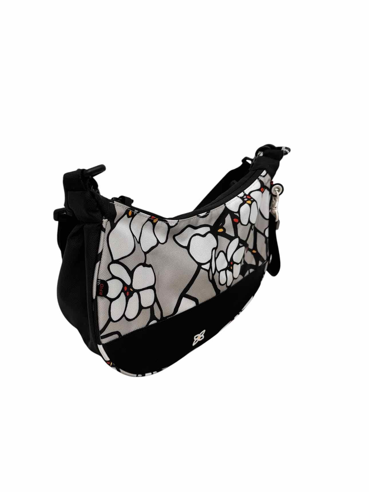 Sherpani Mina Crossbody in Magnolia  **NEW**