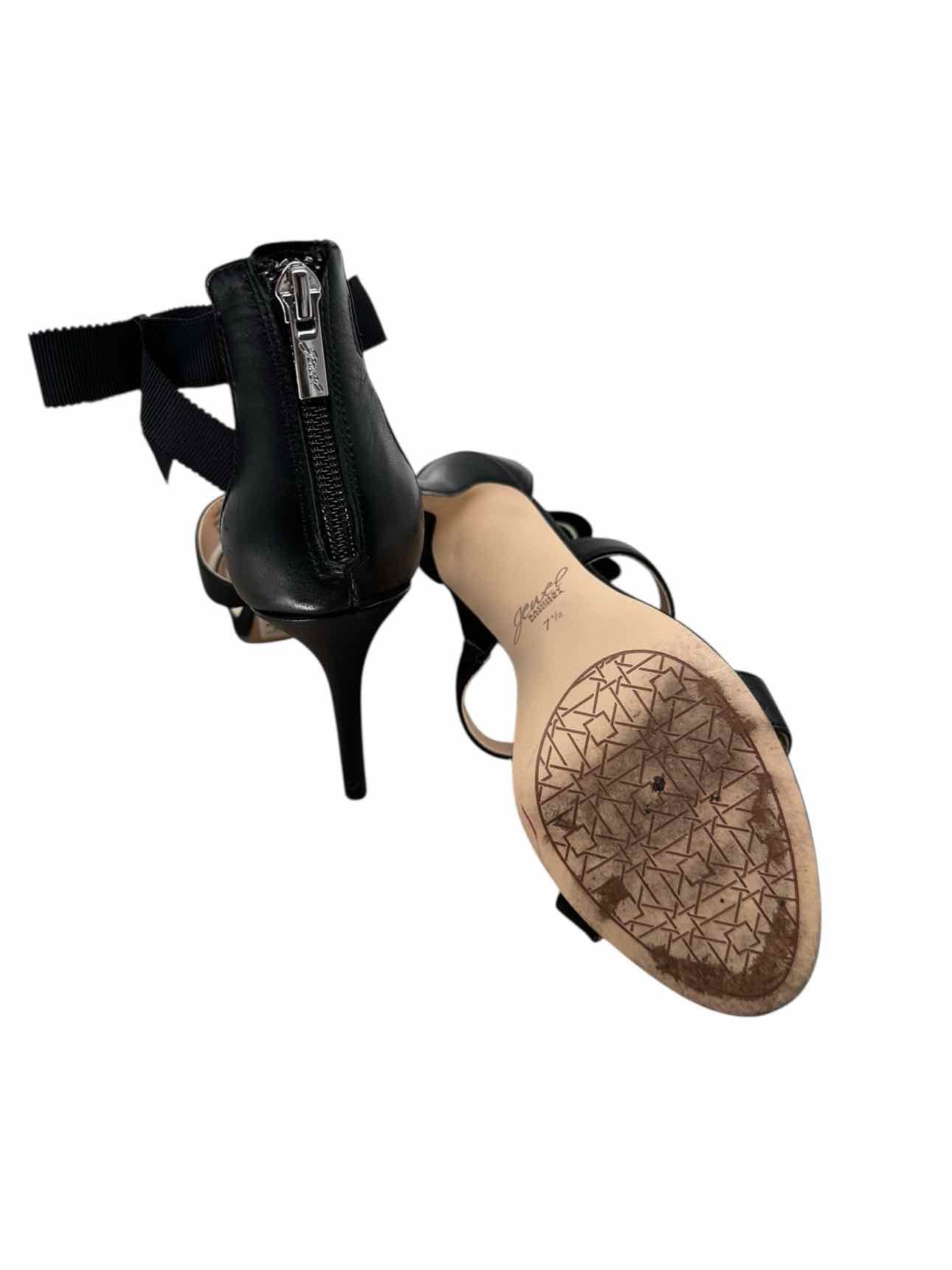 Jewel By Badgley Mischka Henderson T-Strap Stiletto Shoe Size 7.5