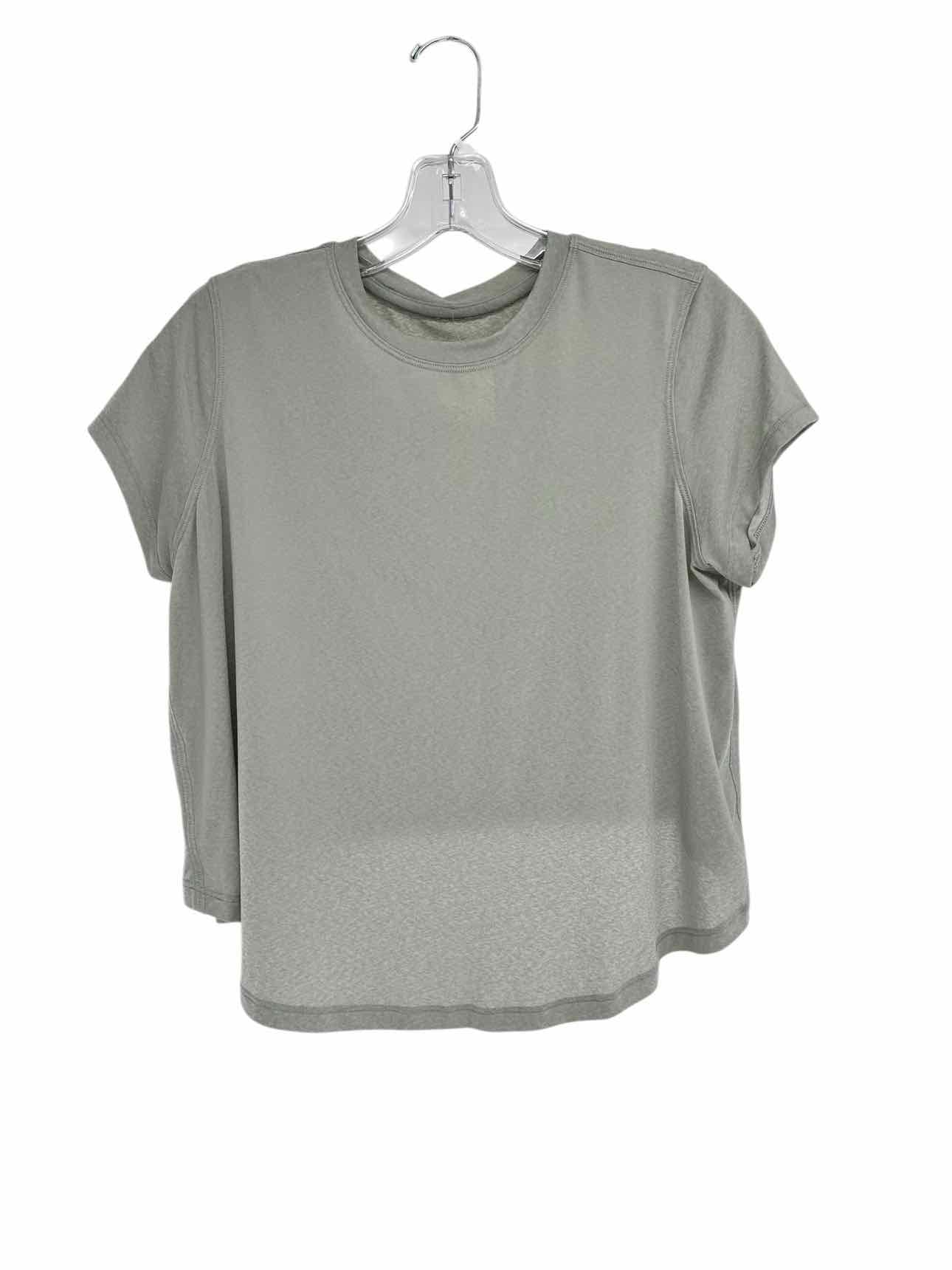 Lululemon Lt. Green Size 4 T-shirt