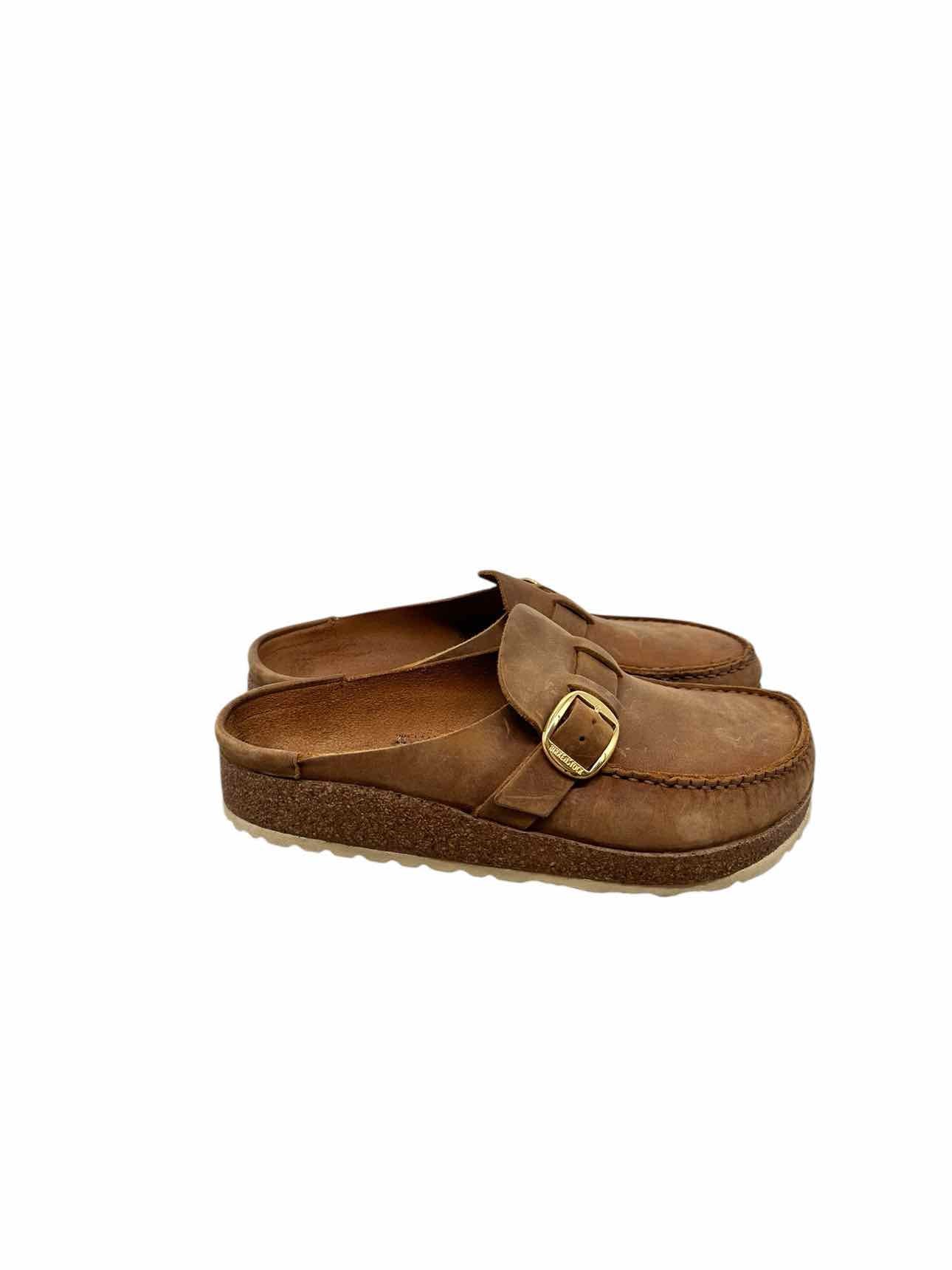 Birkenstocks Buckley Clogs Tan Shoe Size 7