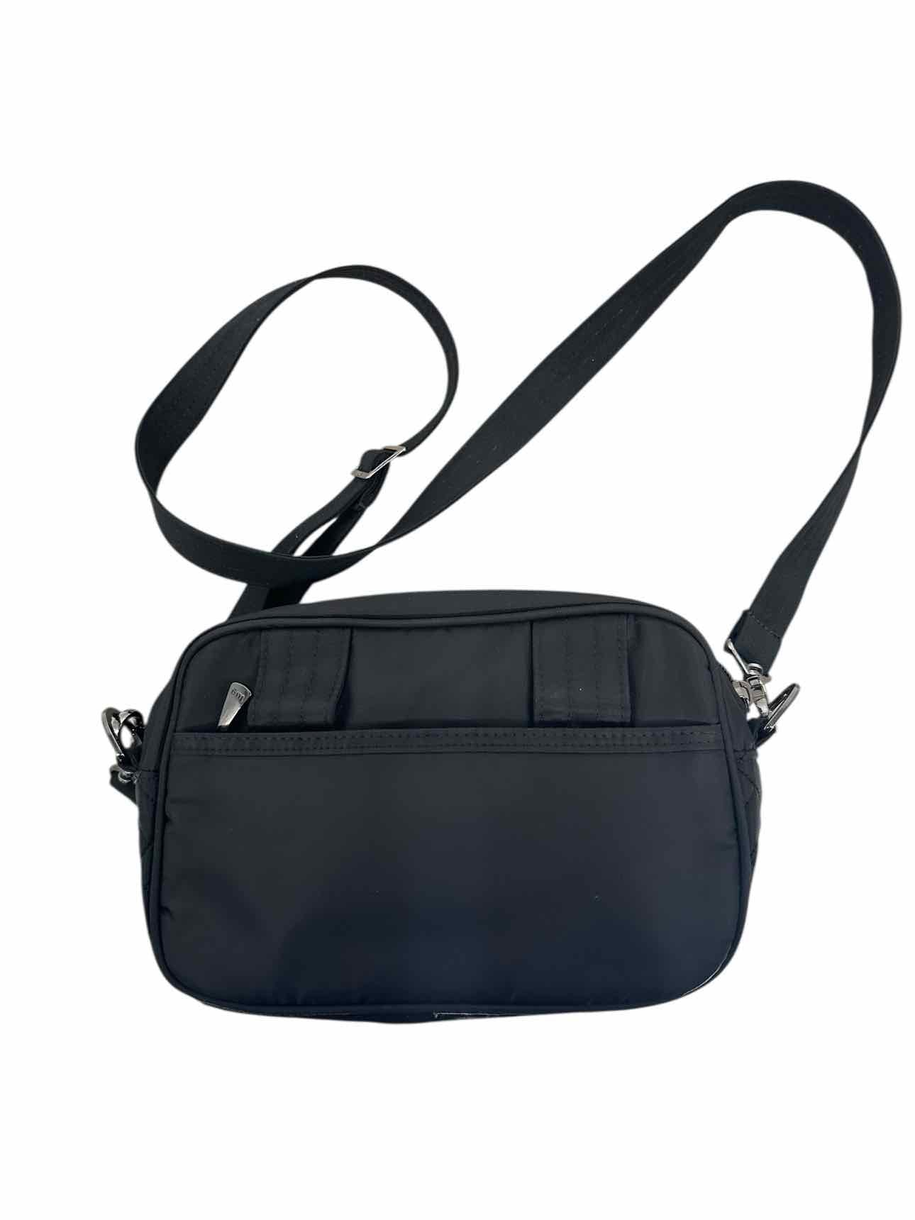 Lug Carousel Black Nylon Crossbody