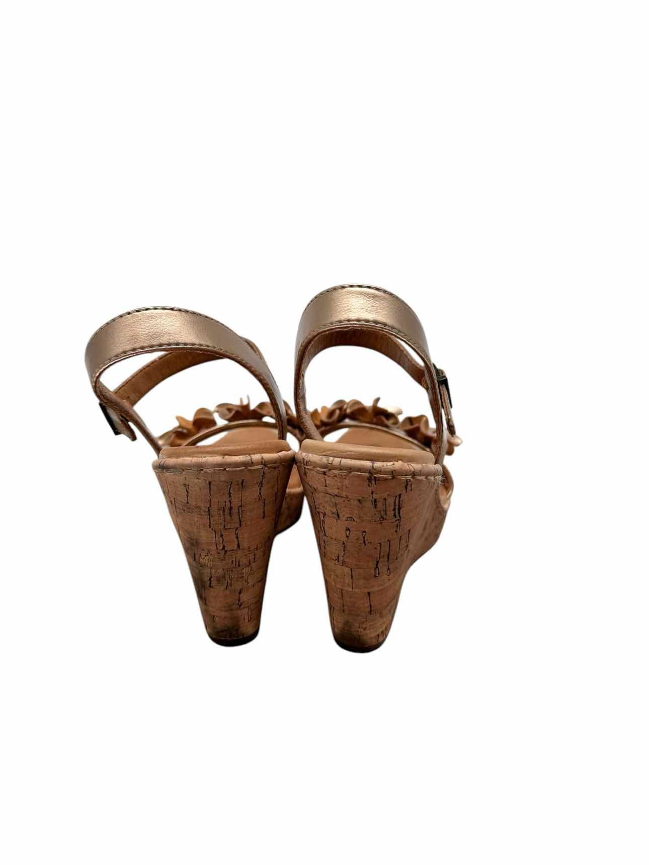 B.O.C Gold Cork Wedge Sandals w/ 3D Flowers Shoe Size 7