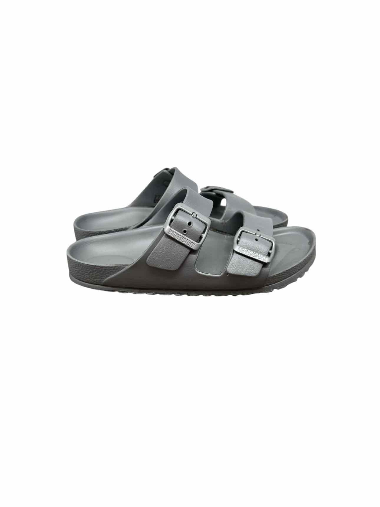 Birkenstocks Arizona Essentials Shoe Size 7
