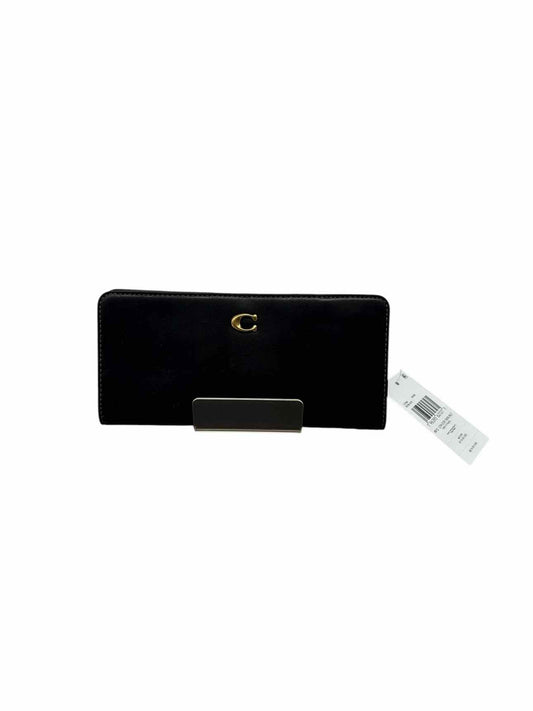 Coach Essential Slim Wallet  **NEW**
