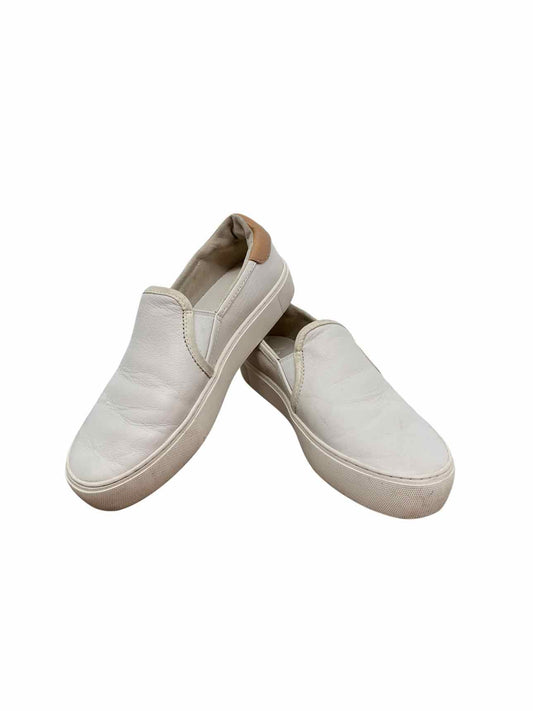 Ugg White Shoe Size 7 Slip Ons