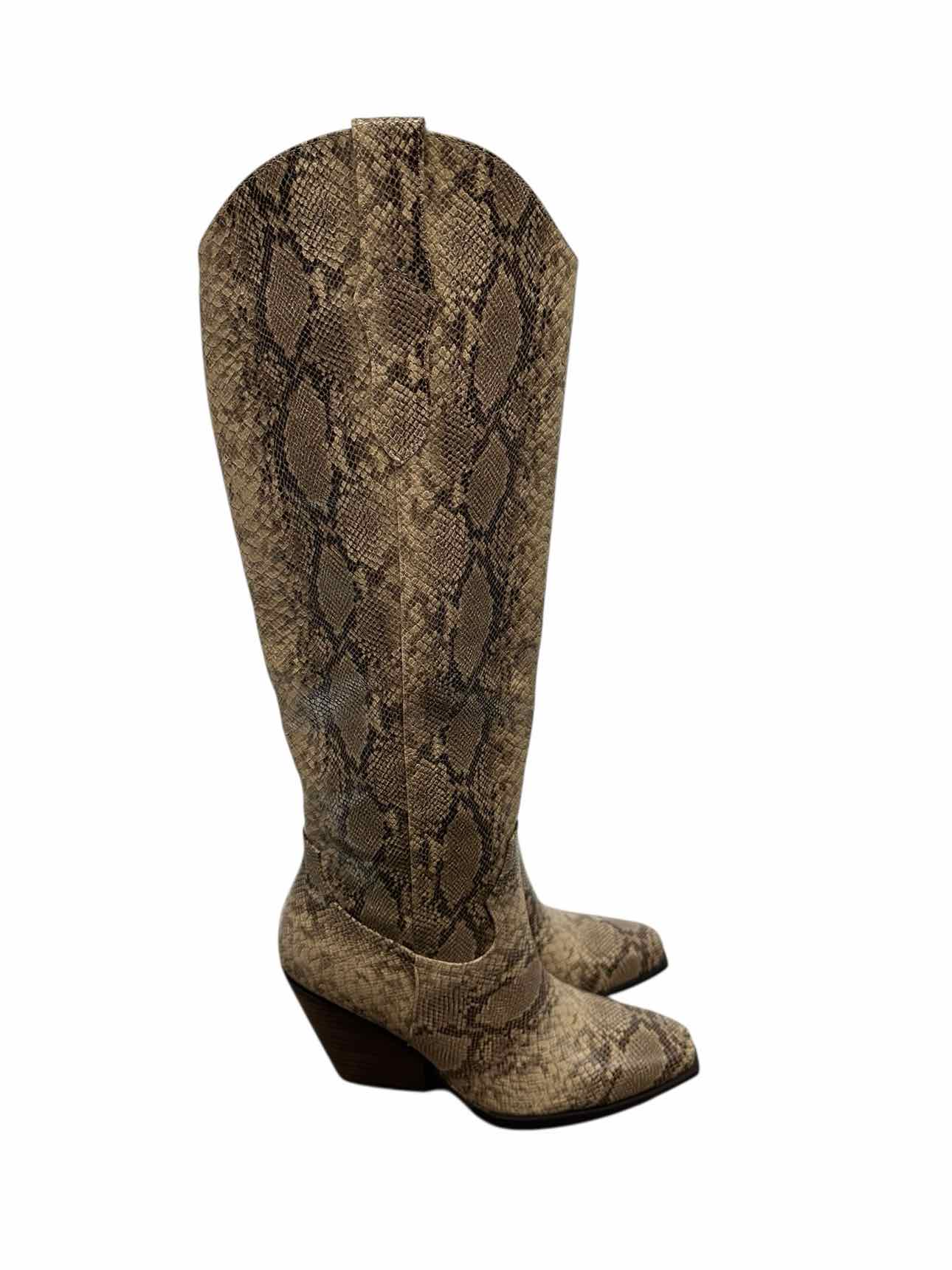 Billini Catya Tall Boots Beige Shoe Size 7 **NEW**