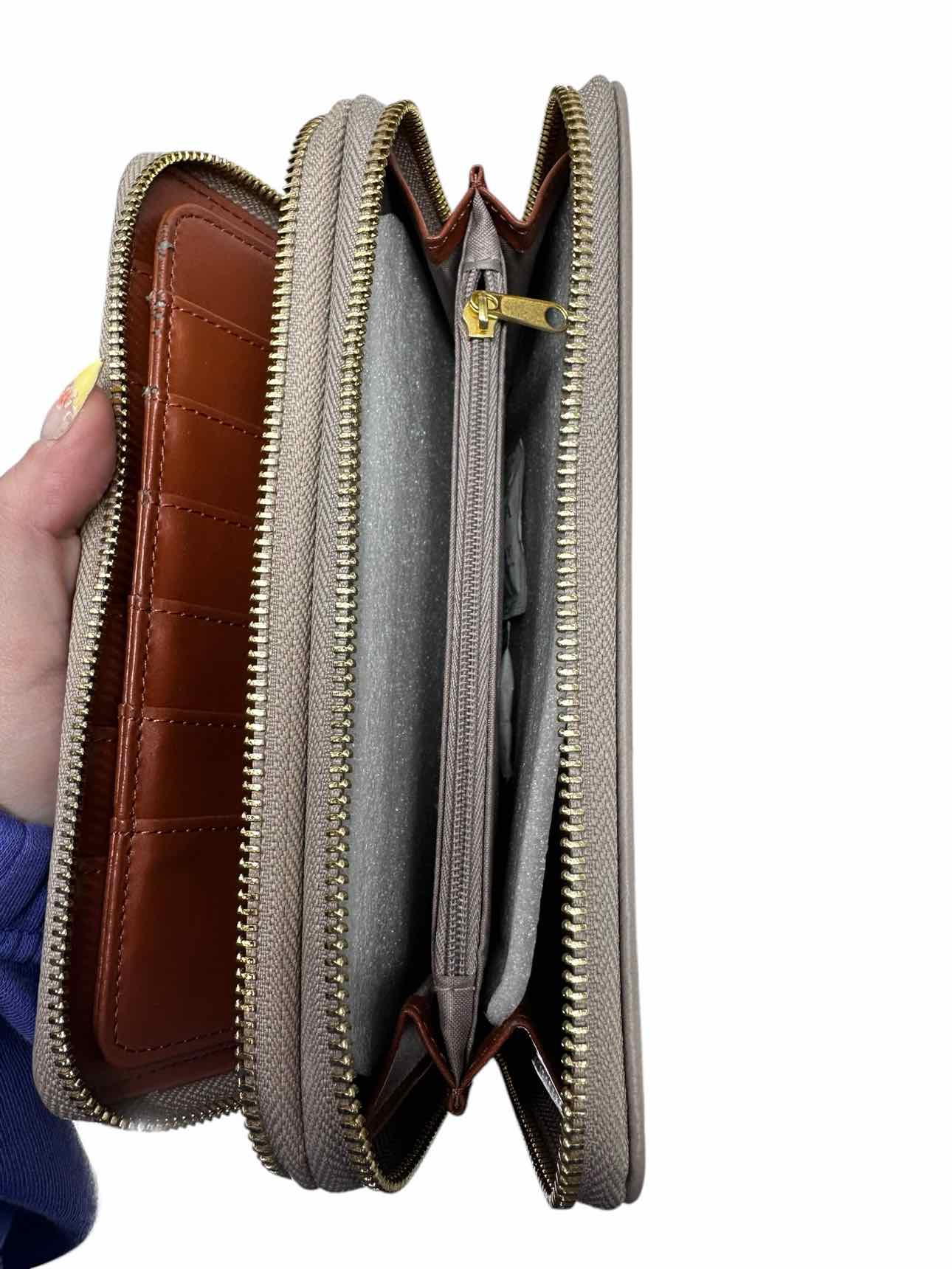 Joy Magnano Joy Luxe Double Wallet Wristlet RFID  **NEW**