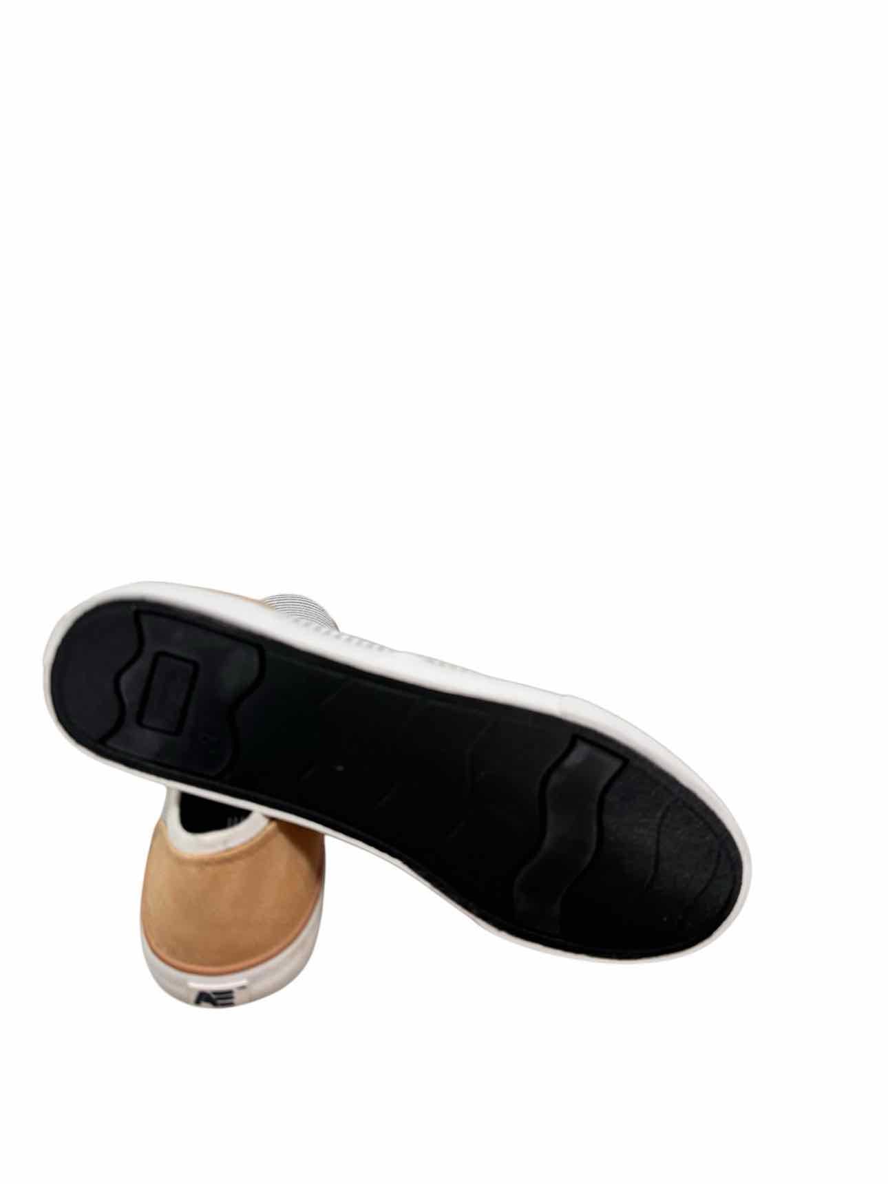 American Eagle White Shoe Size 8.5 Slip Ons