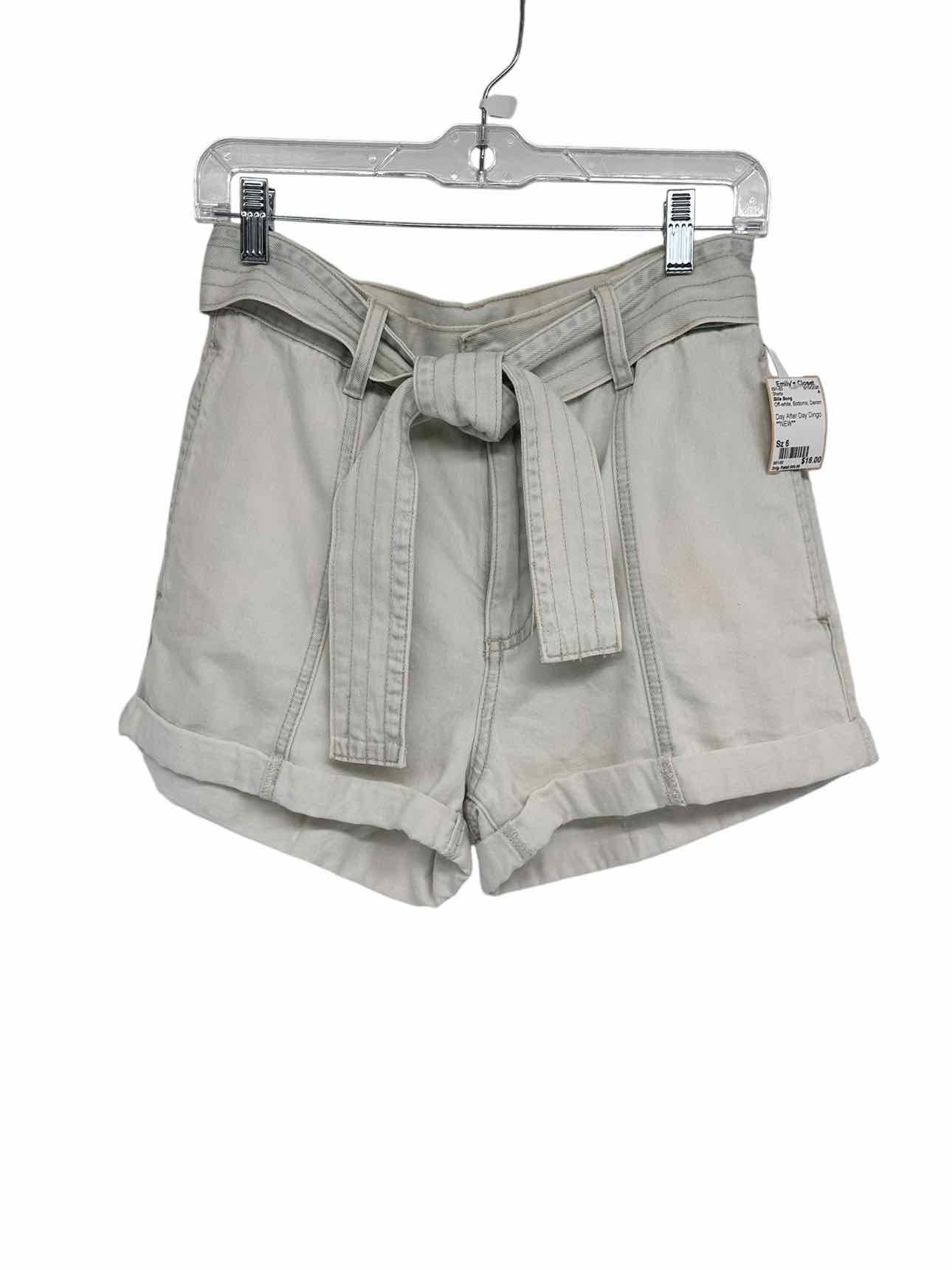 Billa Bong Off-white Size 6 Shorts **NEW**