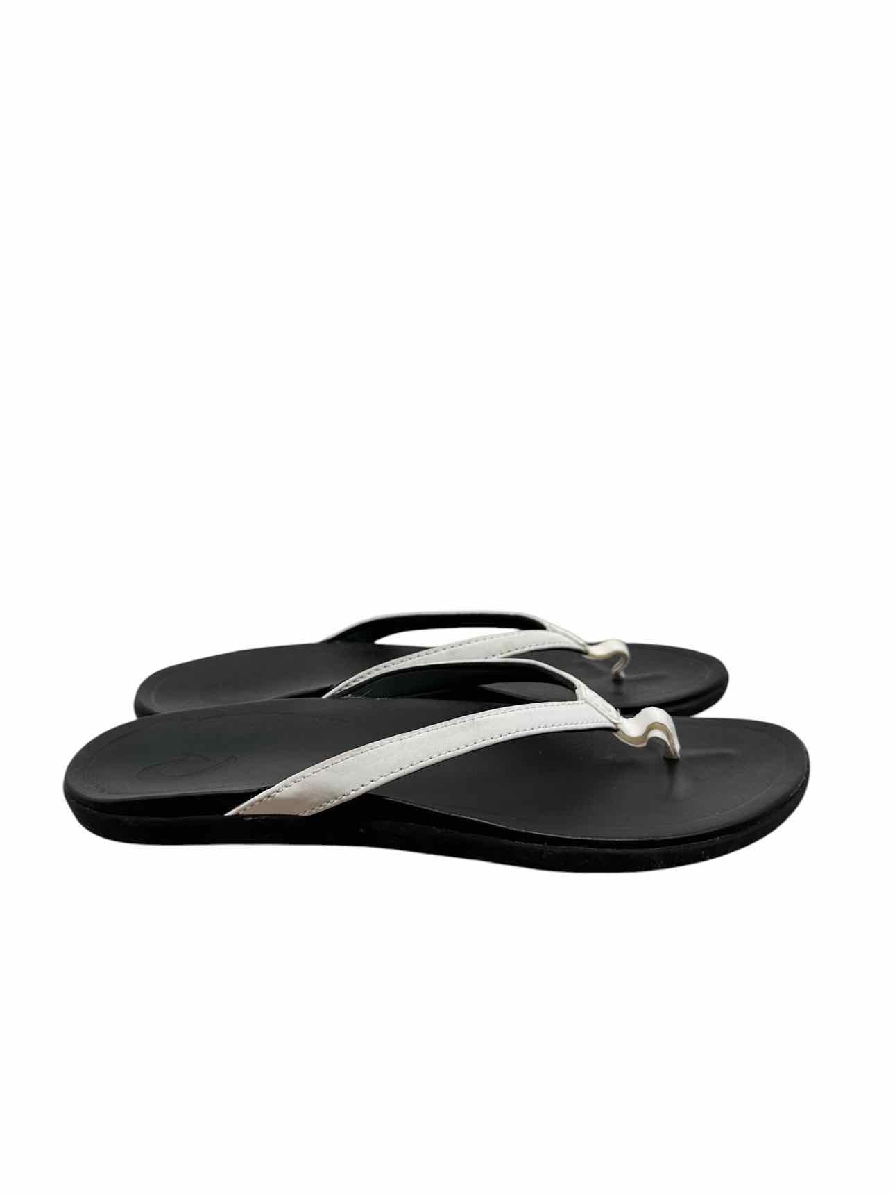 Olukai White Hoopio Malua Flip Flops Shoe Size 8