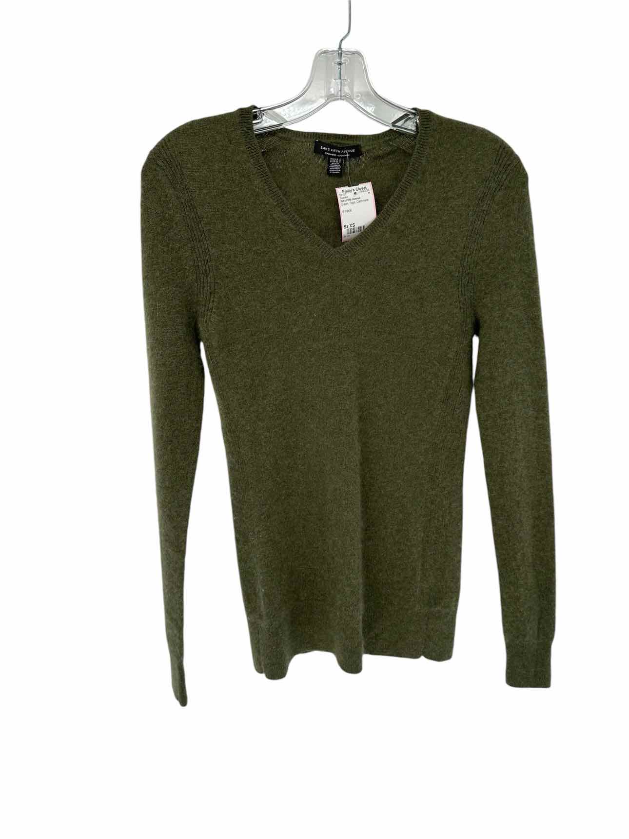 Saks Fifth Avenue Green Cashmere Sweater SIZE XS