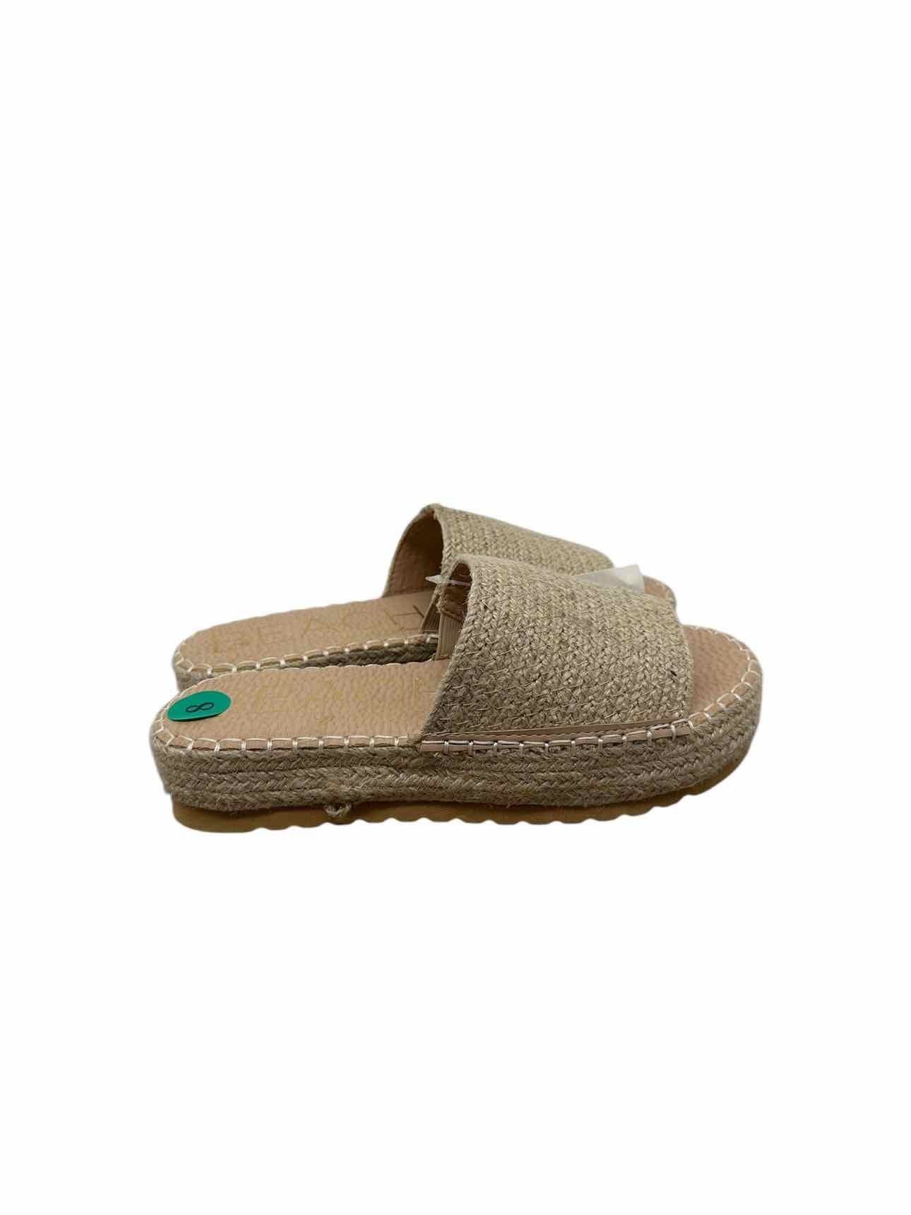 Beach By Matisse Beige Shoe Size 8 Sandals **NEW**