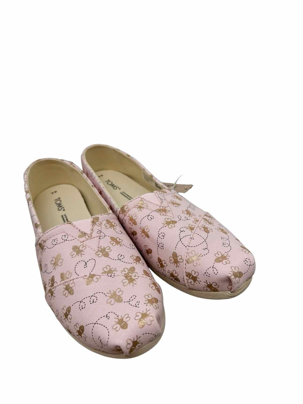 Toms Barely Pink Foil Bee Mine Size 8 **NEW**