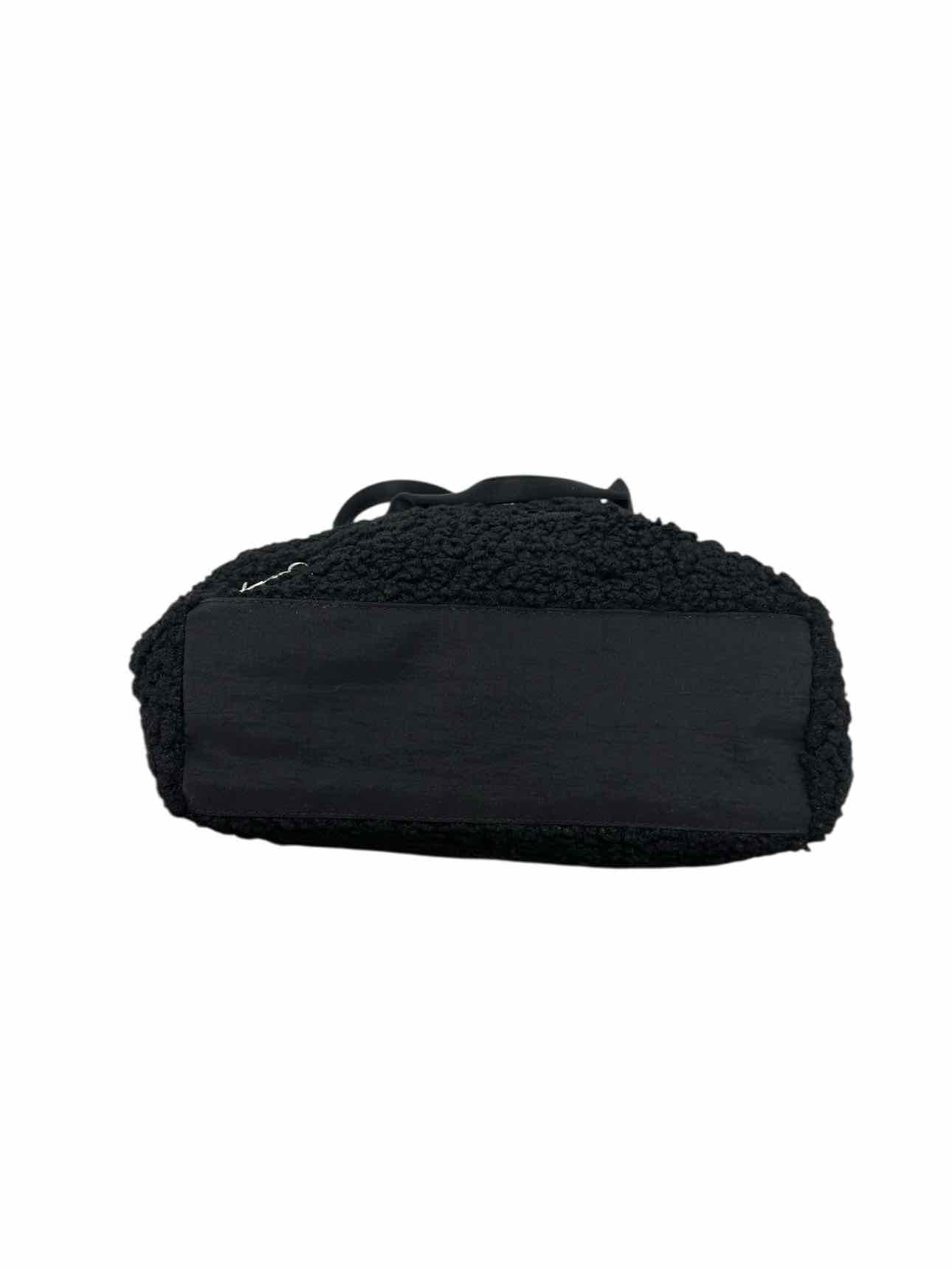 Baggallini Carryall North South Tote Black Sherpa **NEW**