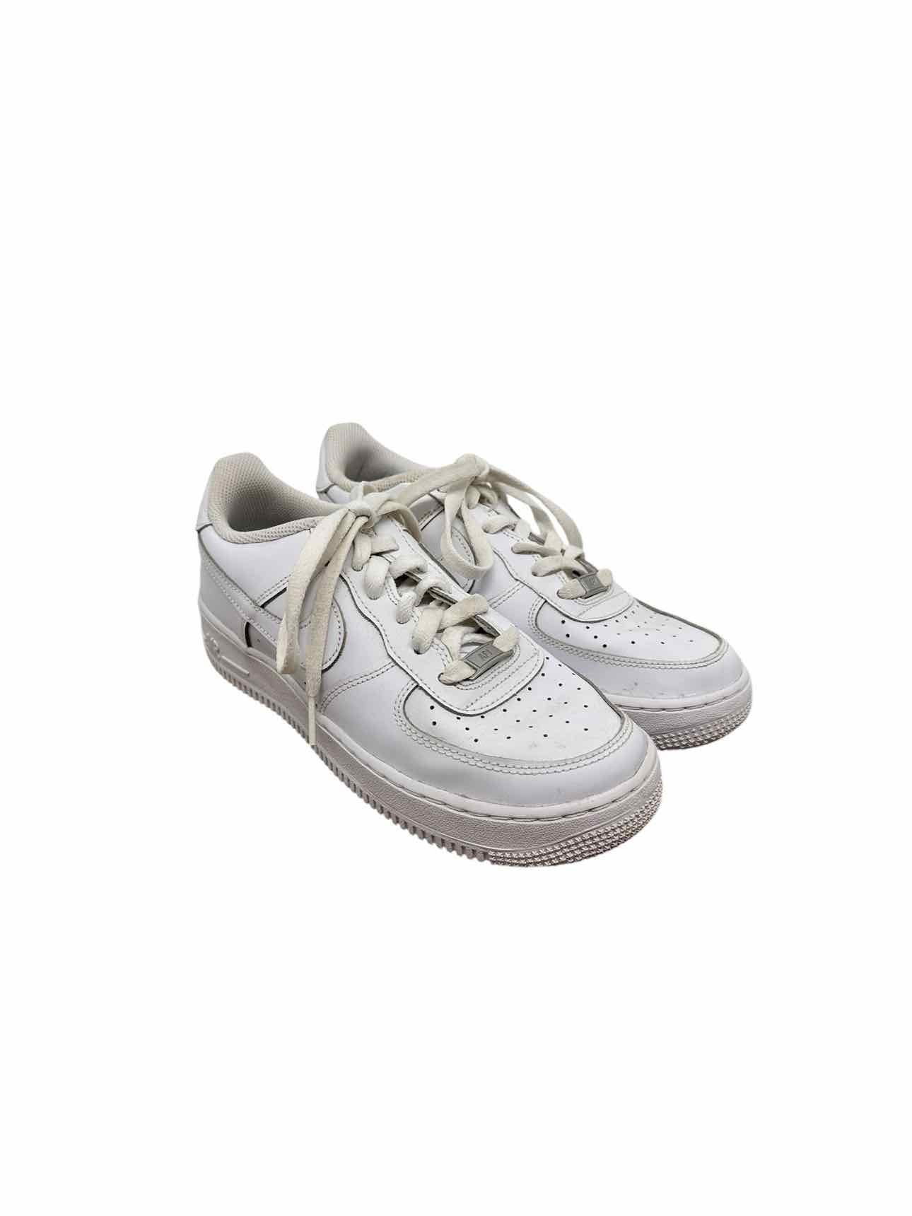 Nike White Nike Air Force 1 Low Sneakers Shoe Size 6.5