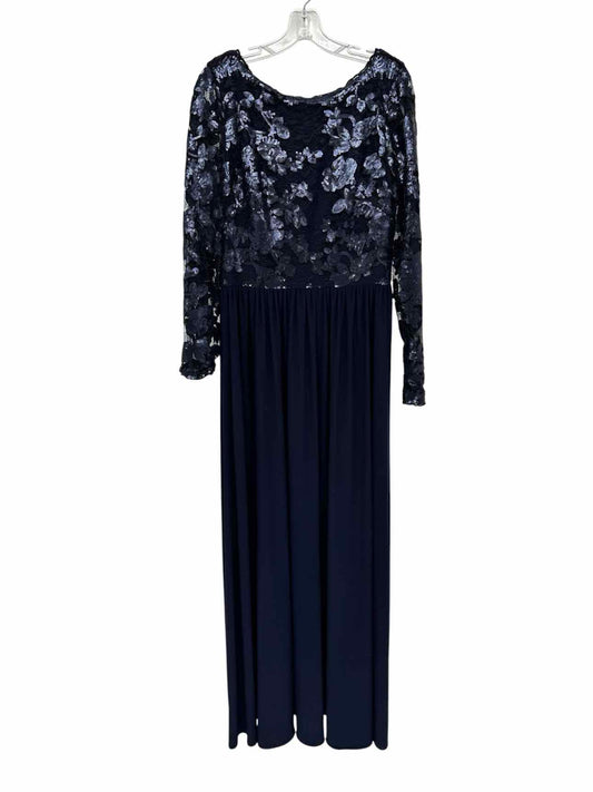 Vera Wang Navy Long Sleev Gown Size 12