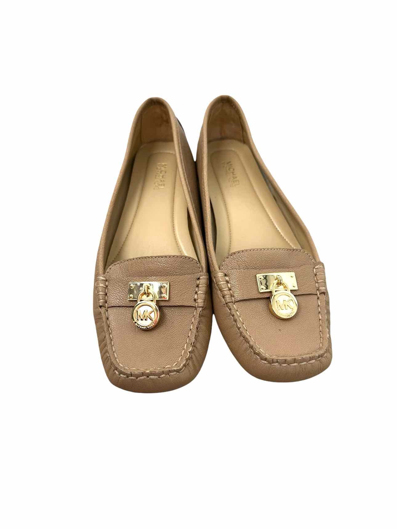 Michael Kors Beige Shoe Size 6.5 Loafers