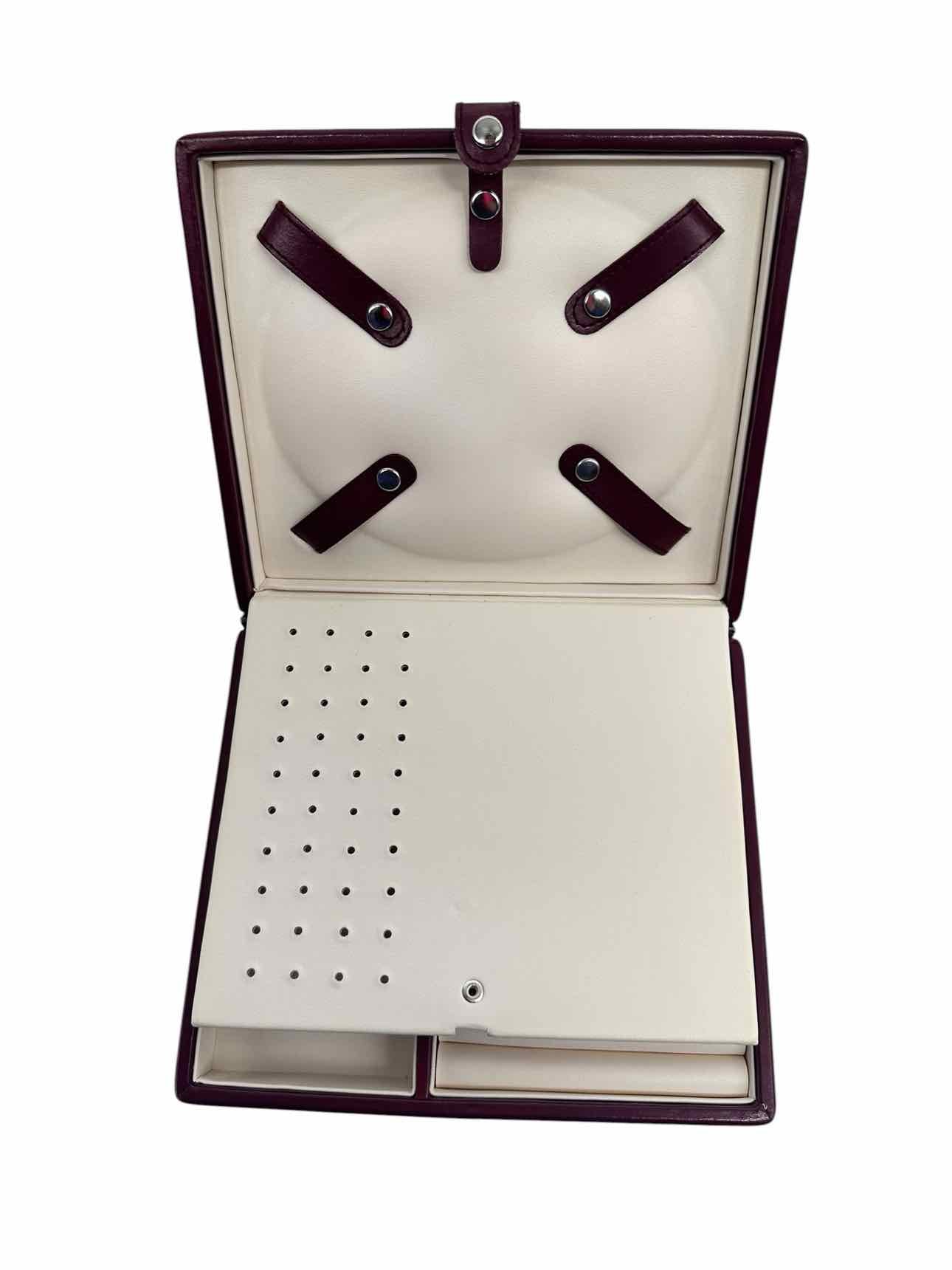 Wolf Designs Red Leather Jewelry Case