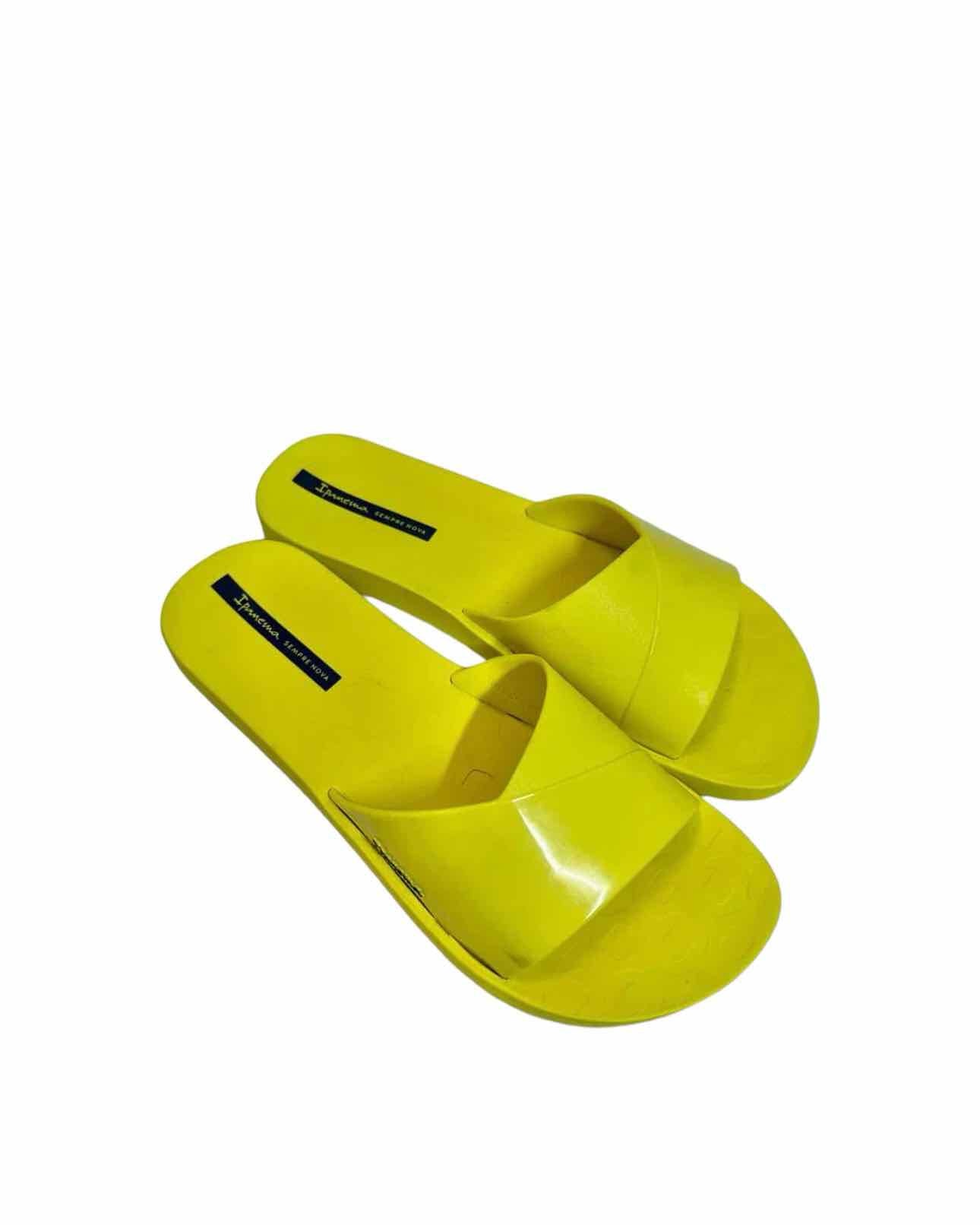 Ipanema Yellow Slides SIZE 9