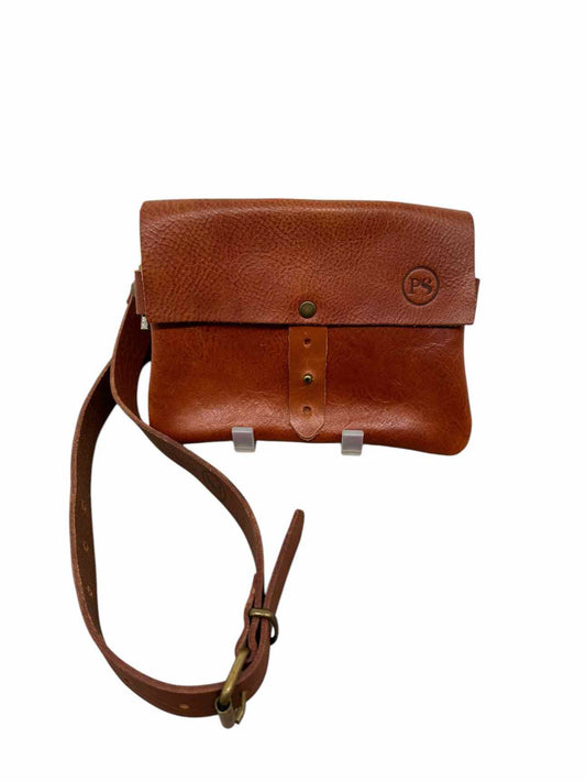 Pretty Simple Tan Leather Crossbody