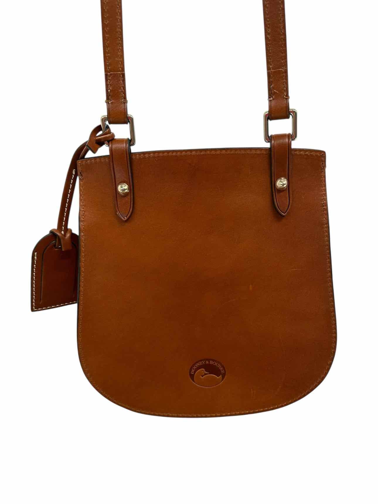 Dooney & Bourke Happy Alto Saddle Bag