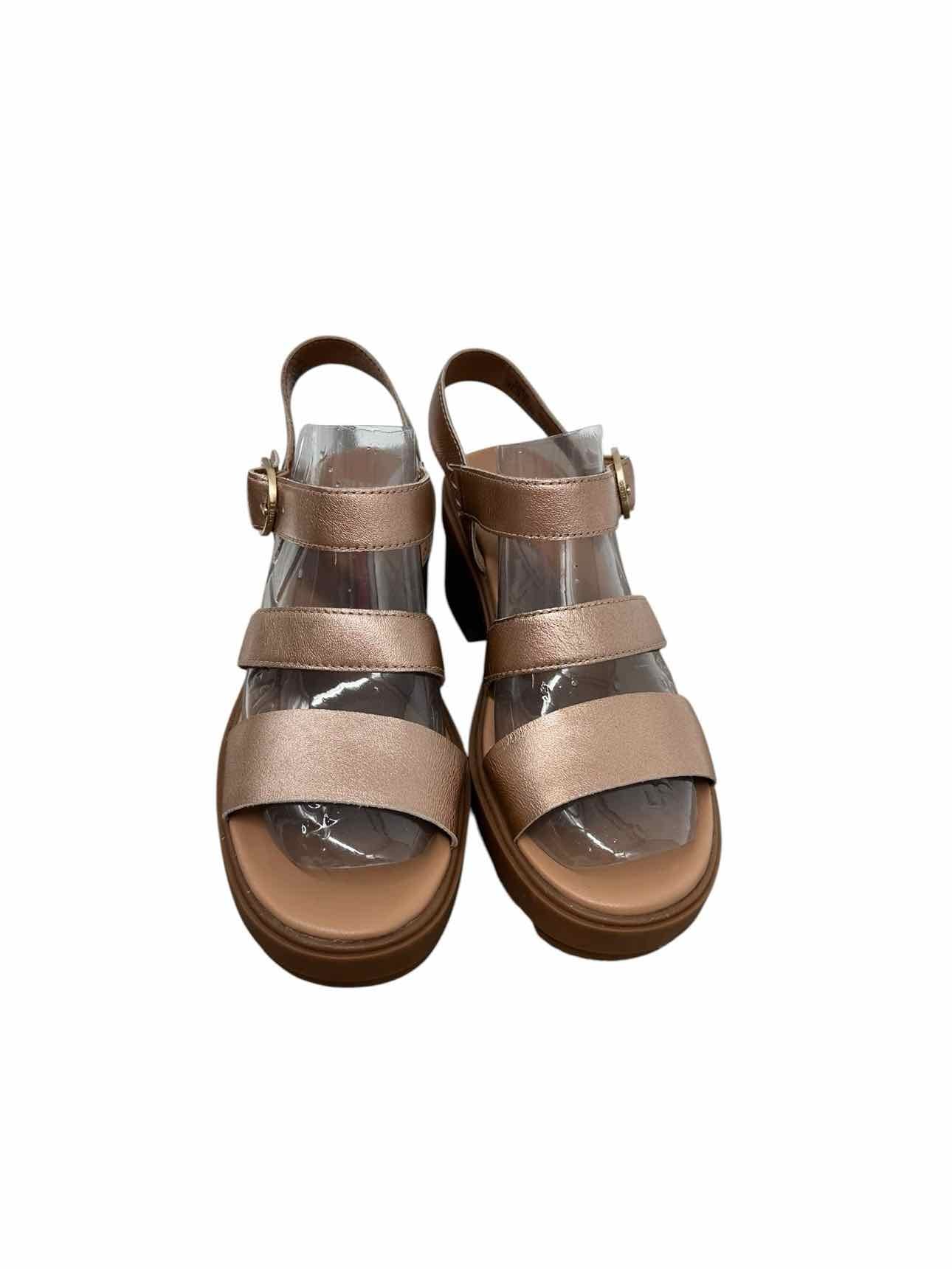 Sorel Joanie Sandals Bronze Shoe Size 7.5