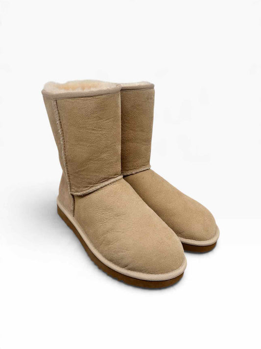 Ugg Beige Classic II Boots Shoe Size 8