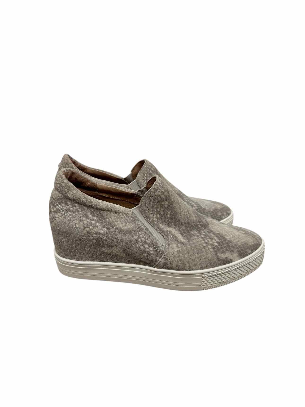 Caslon Allie Wedge Beige Slip Ons Shoe Size 6