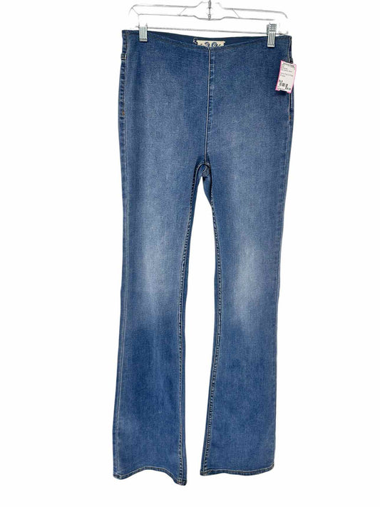 We The Free Penny Pull-On Flare Blue Jeans Size 8