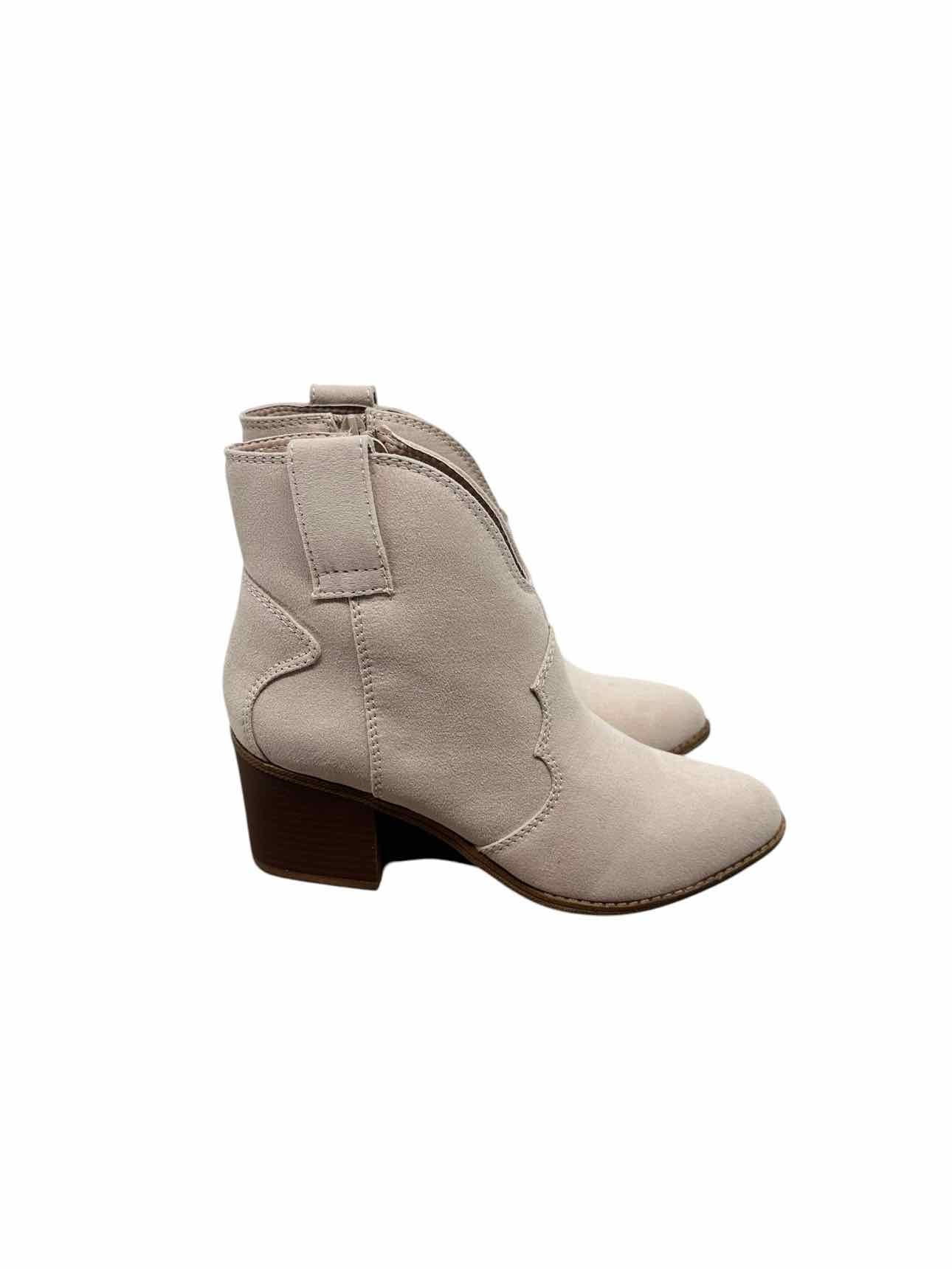 Sonoma Beige Low Cowboy Boots Shoe Size 6.5