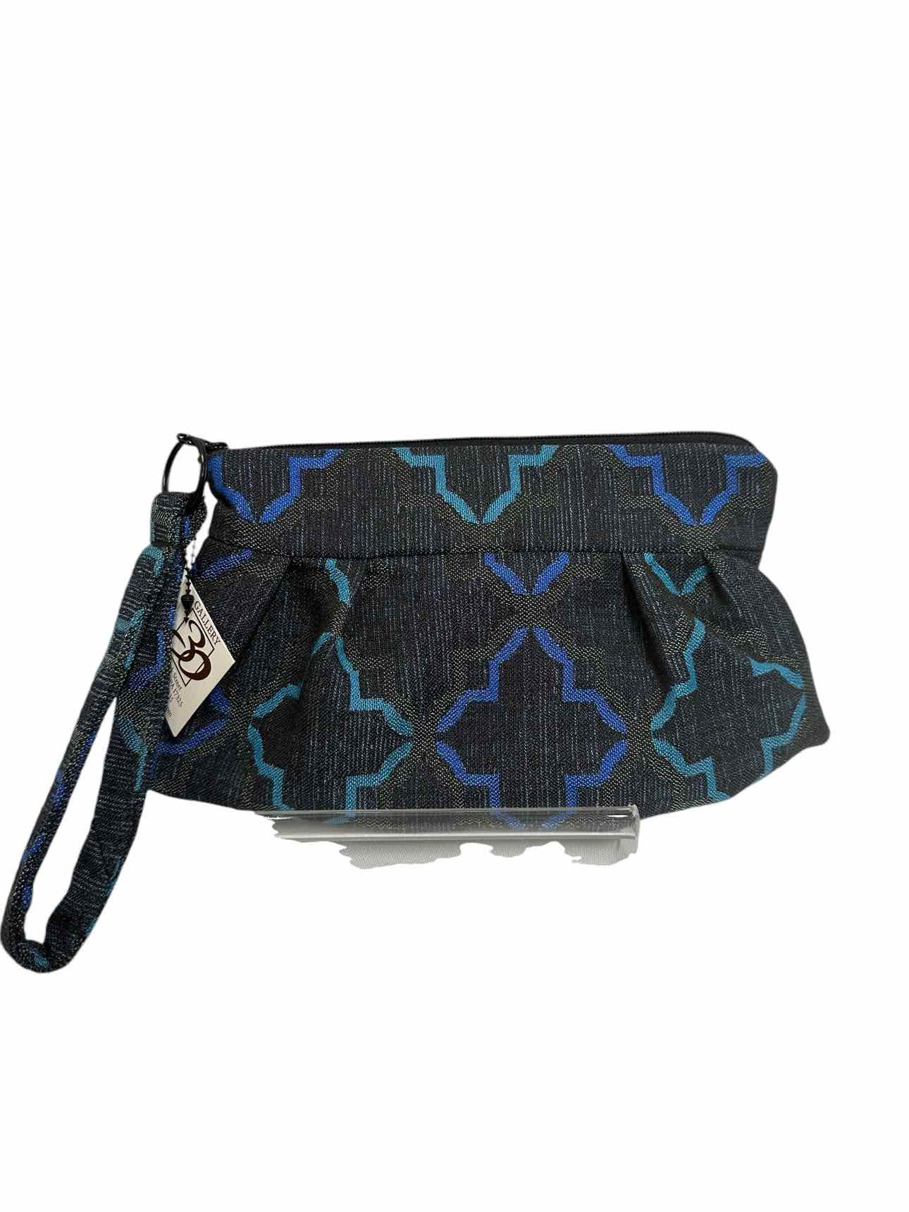 Maruca Blue Cloth Wristlet **NEW**