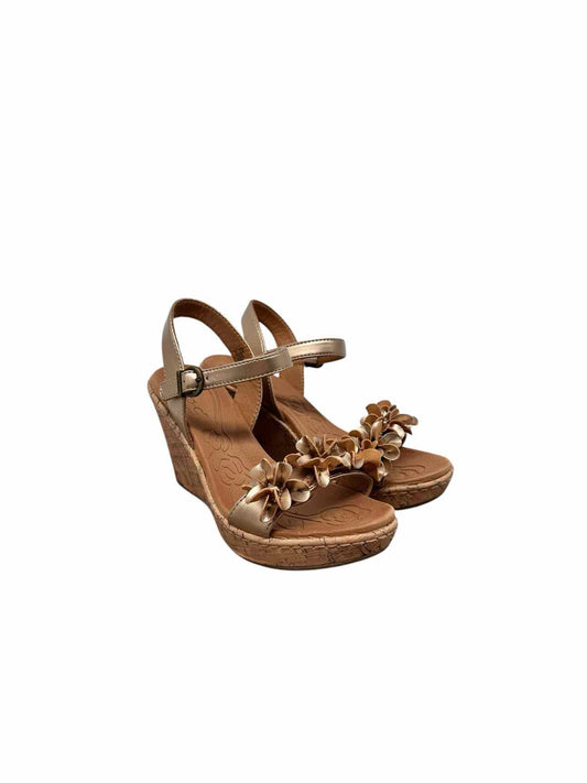 B.O.C Gold Cork Wedge Sandals w/ 3D Flowers Shoe Size 7