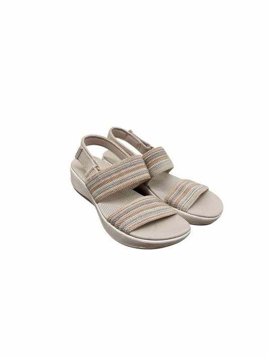 Clarks Beige Shoe Size 7.5 Sandals