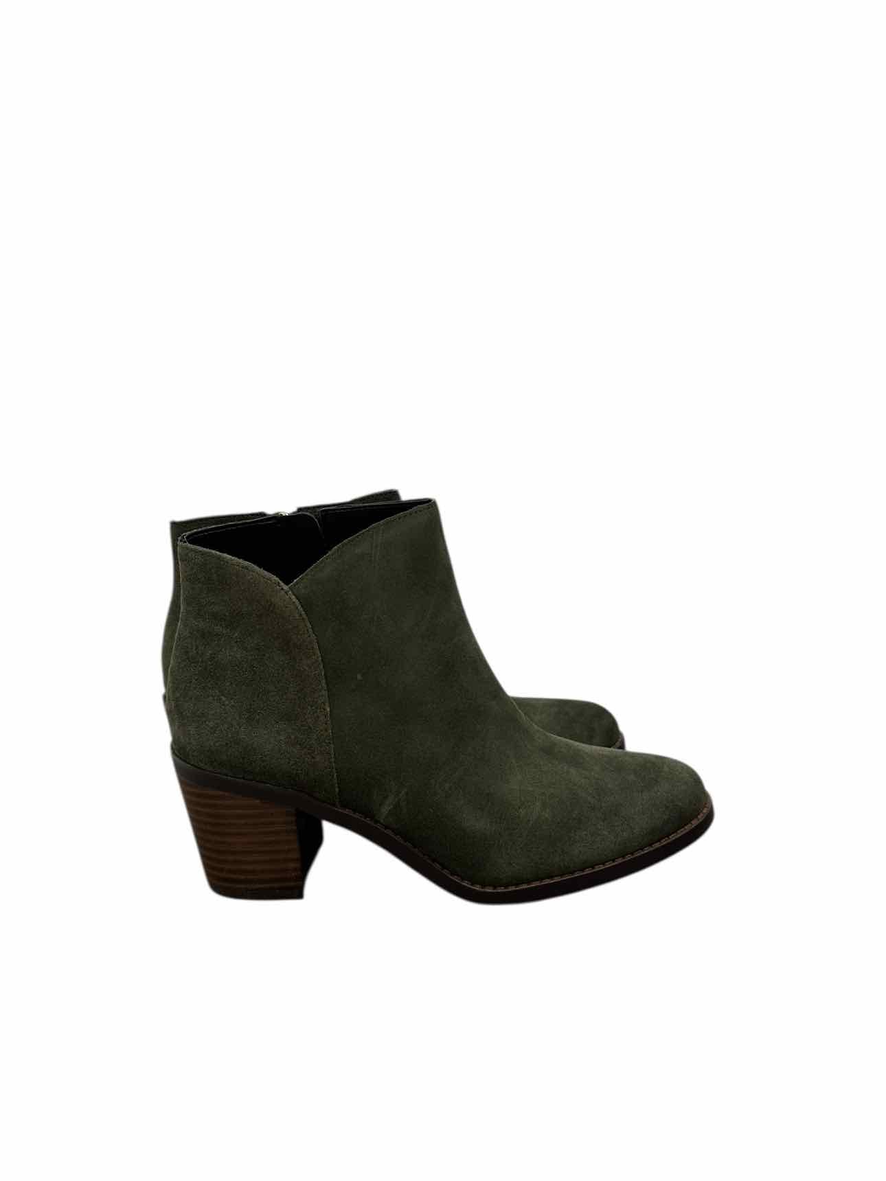 Land's End Assymetric Boot Green Shoe Size 8.5 **NEW**