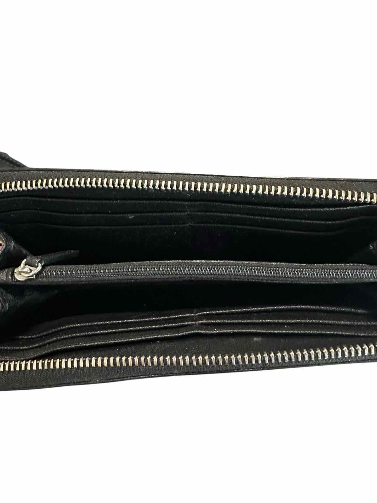 Michael Kors Black Jet Set Zip Around Accordion Wallet