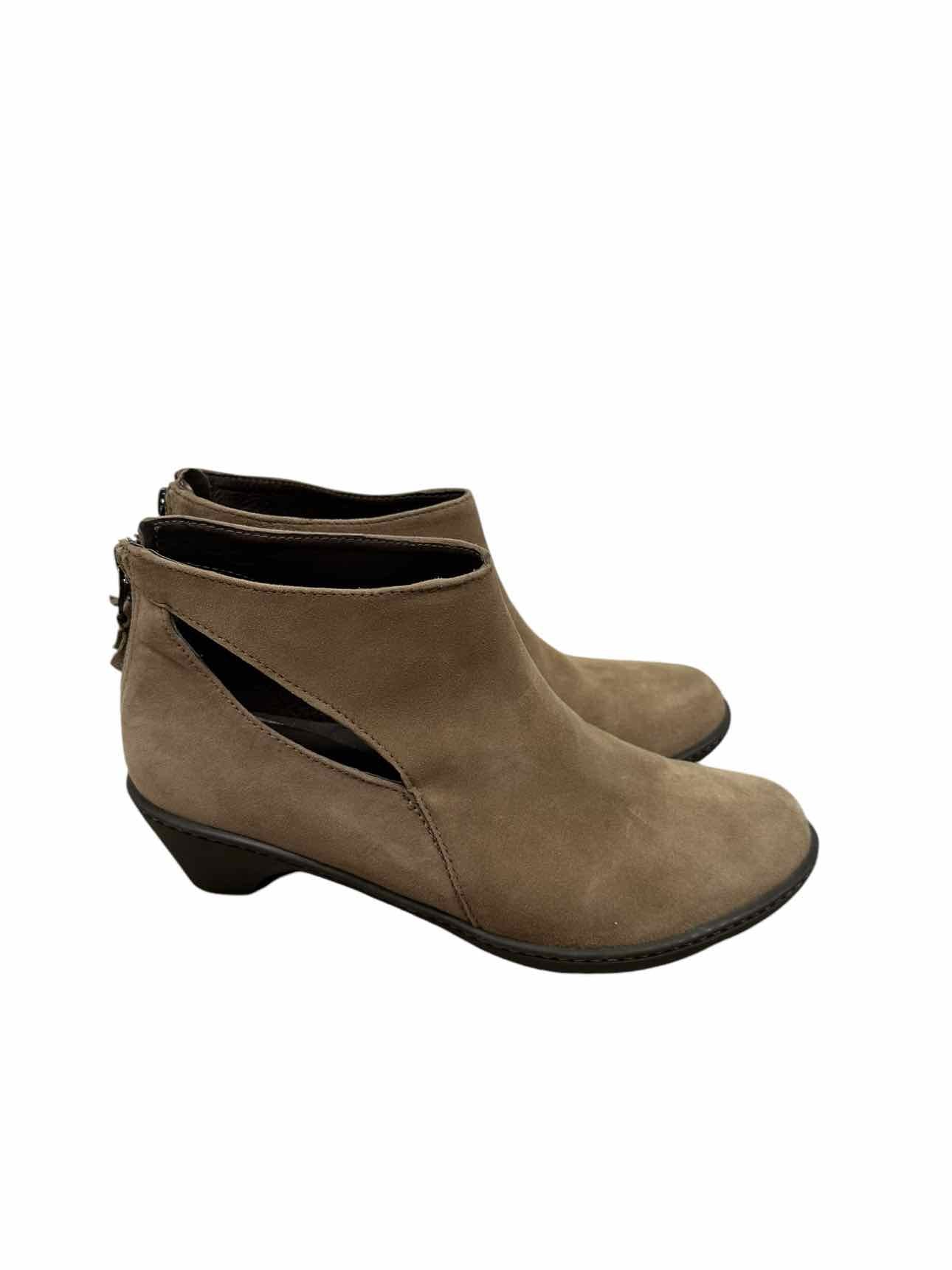 Dansko Beige Bonita  Bootie SIZE 8.5