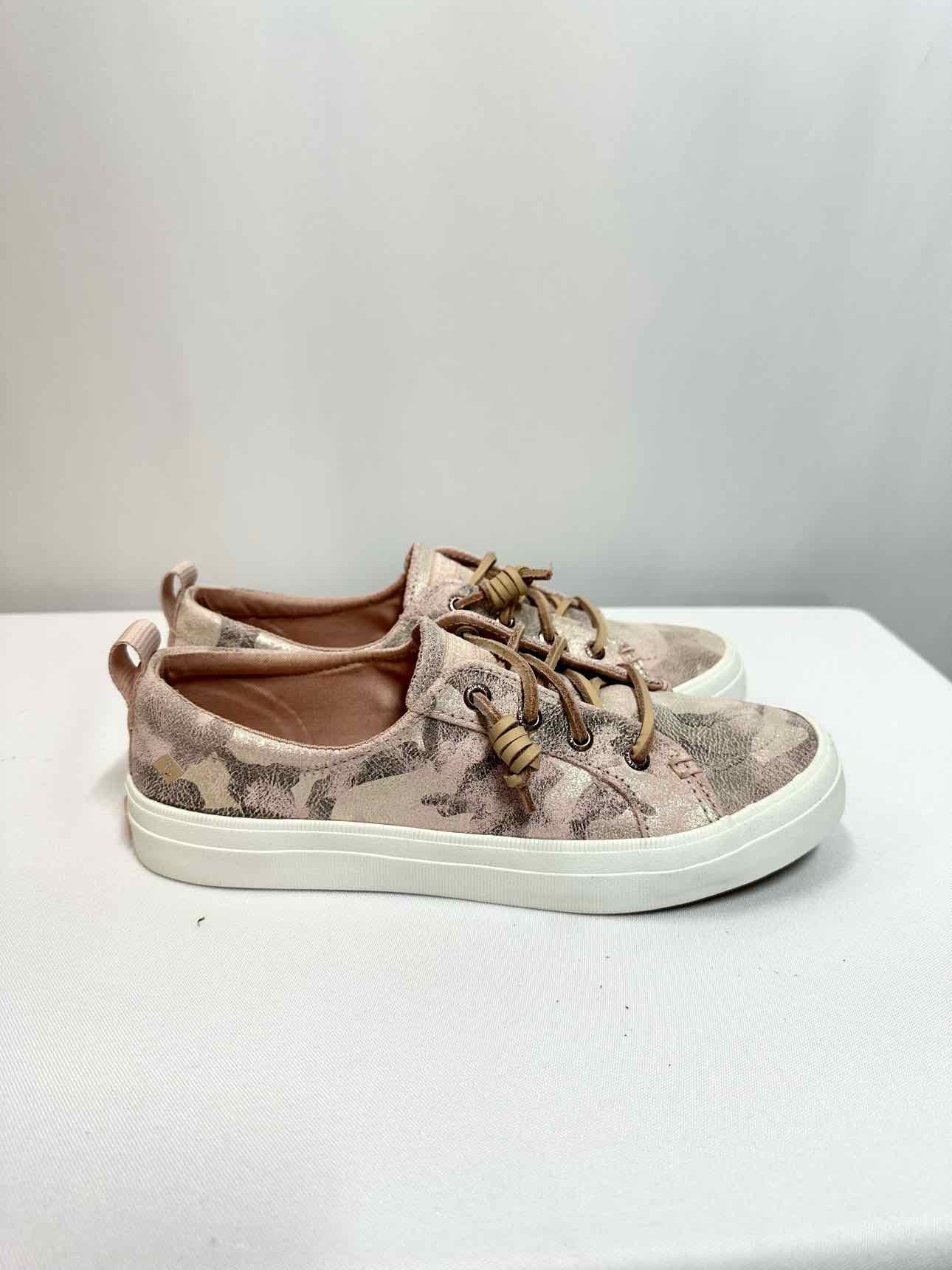 Sperry Crest Vibe Pink Camo Sneakers **NEW**