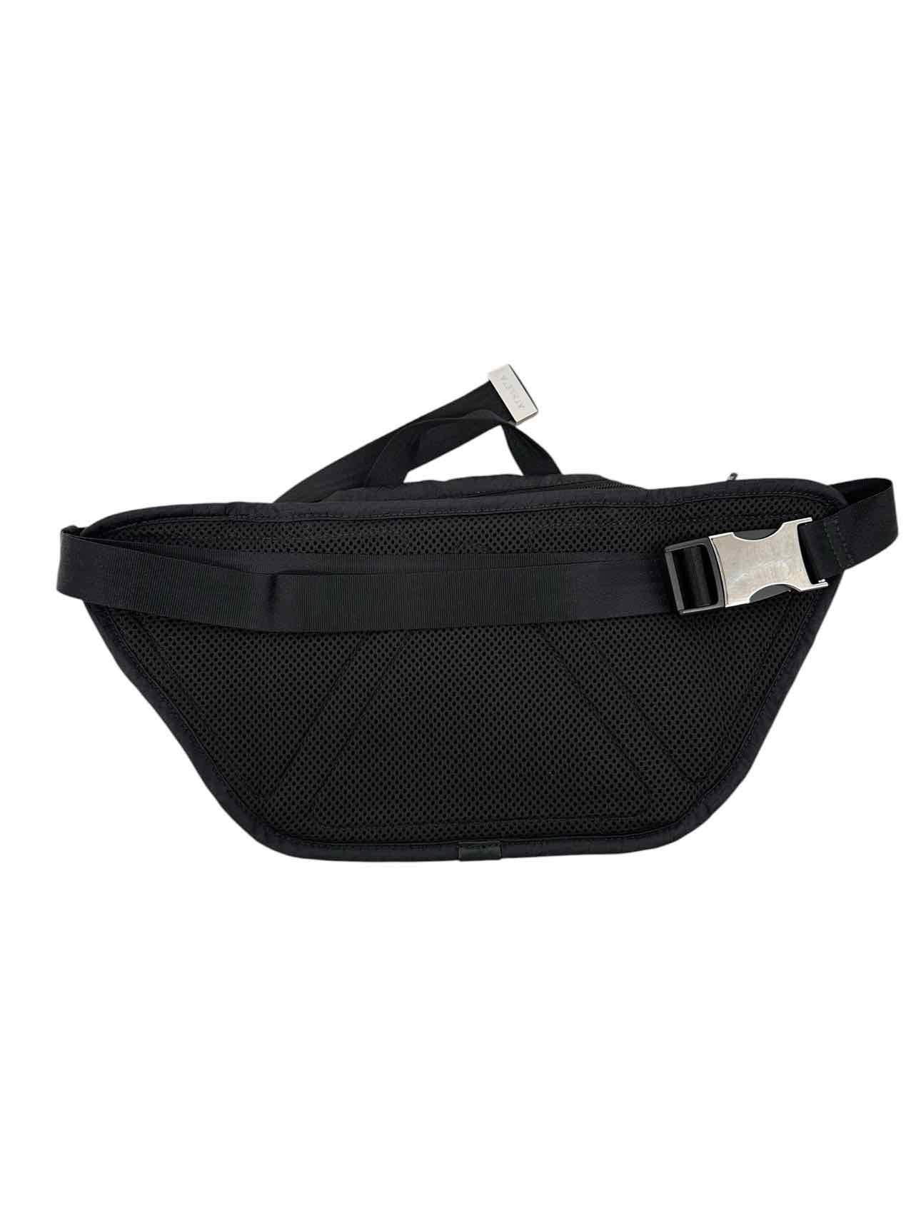 Athleta Excursion Large Belt Bag