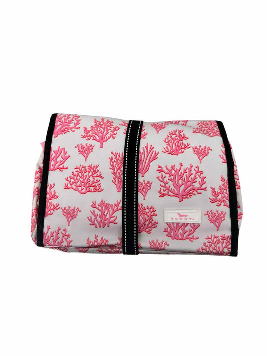 Scout Beauty Burrito Hanging Toiletry Bag **NEW**