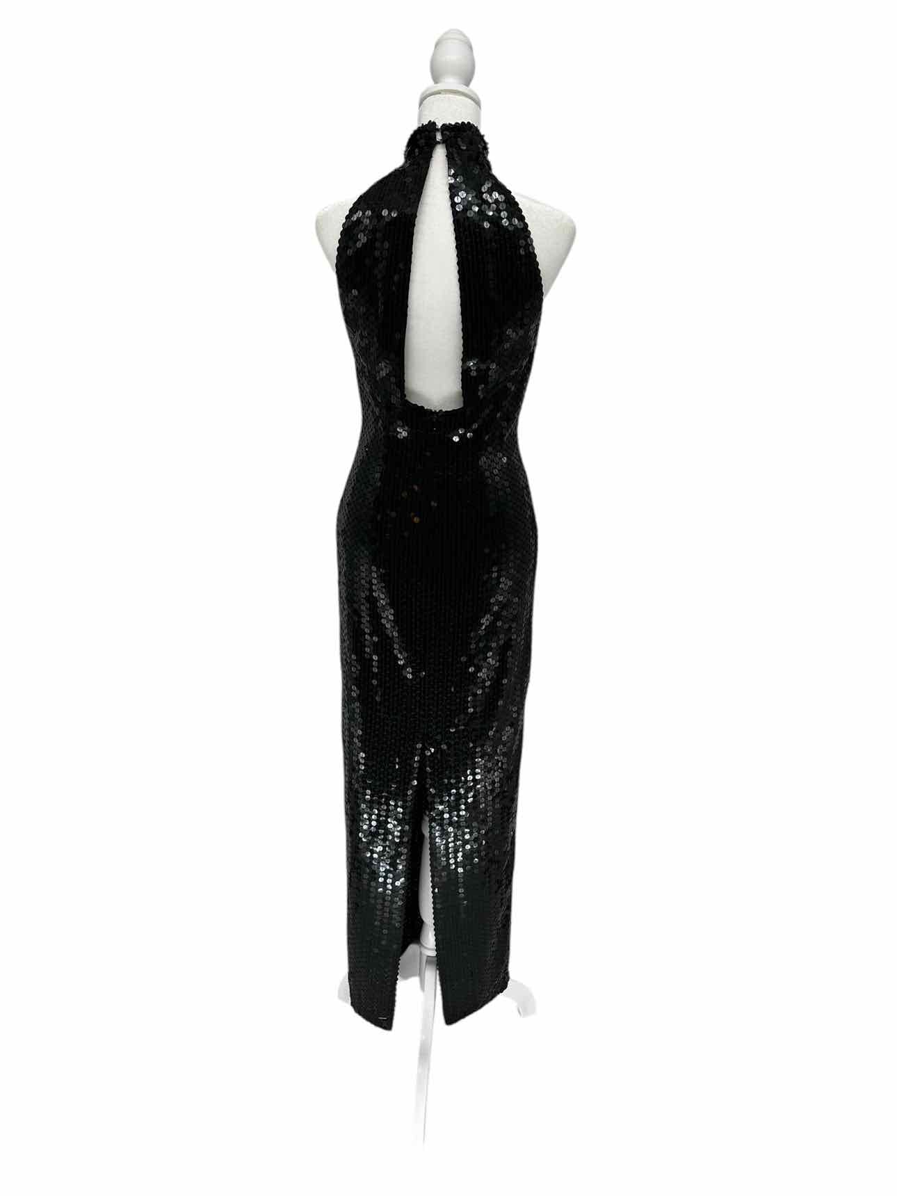 Adrianna Papell Black Size 4 Gown